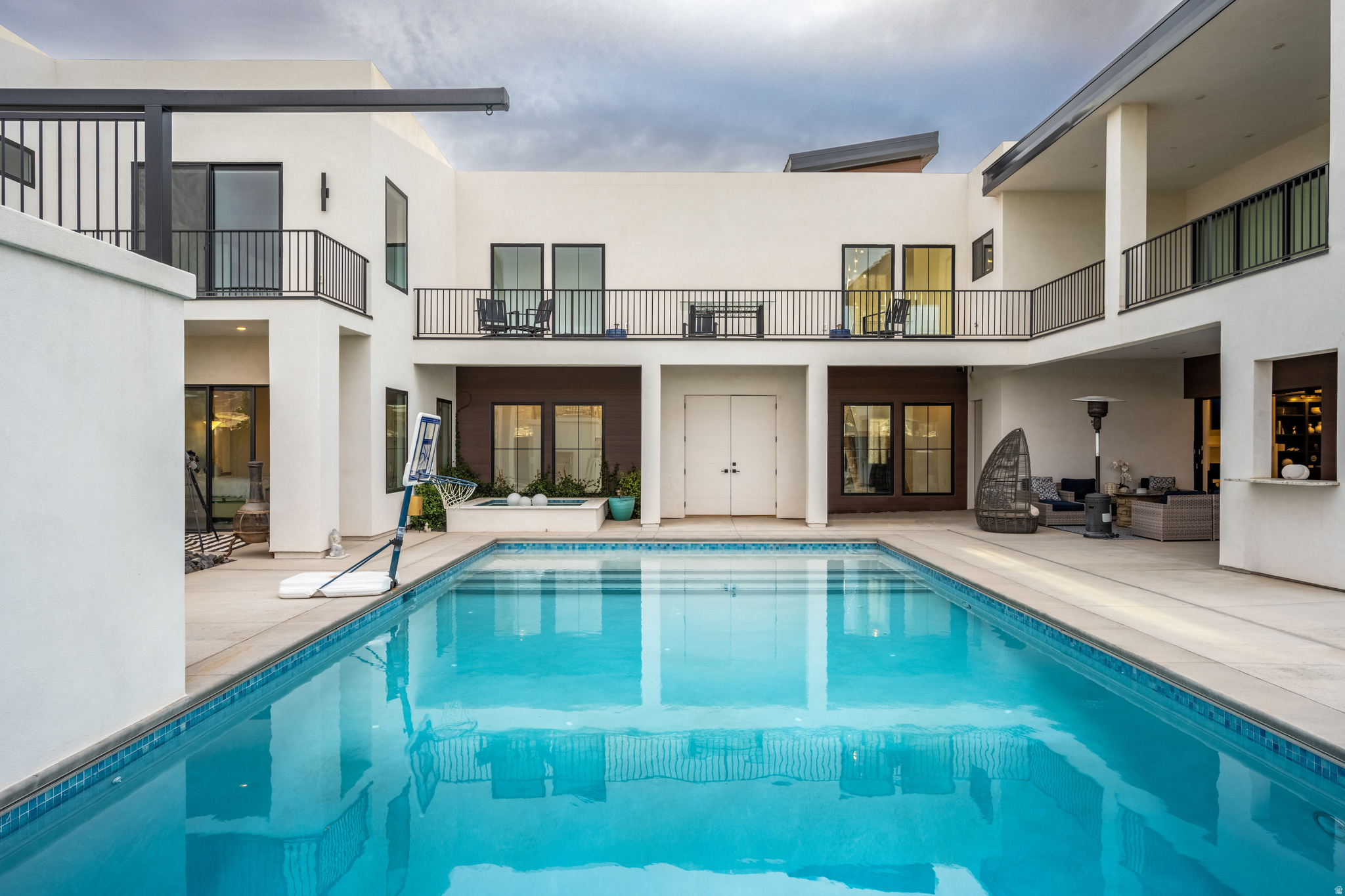 main property photo 39