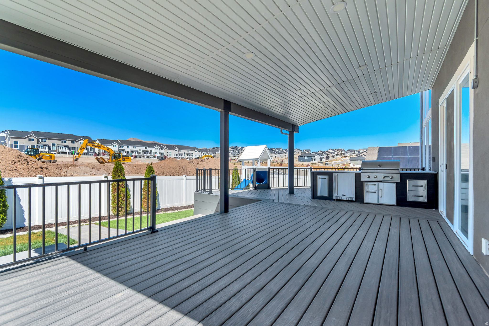 main property photo 53