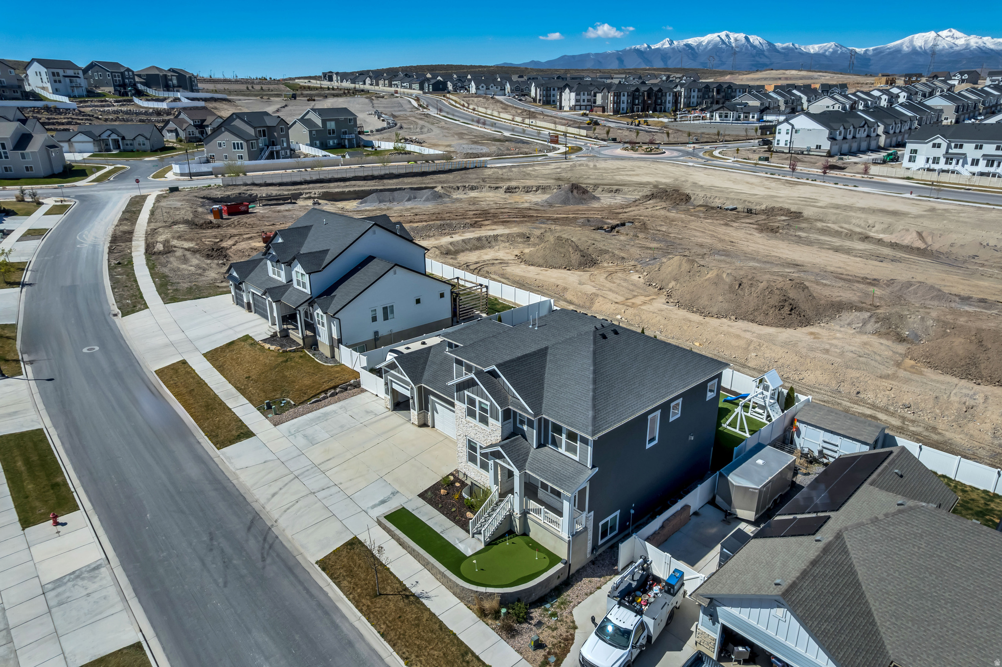 main property photo 73