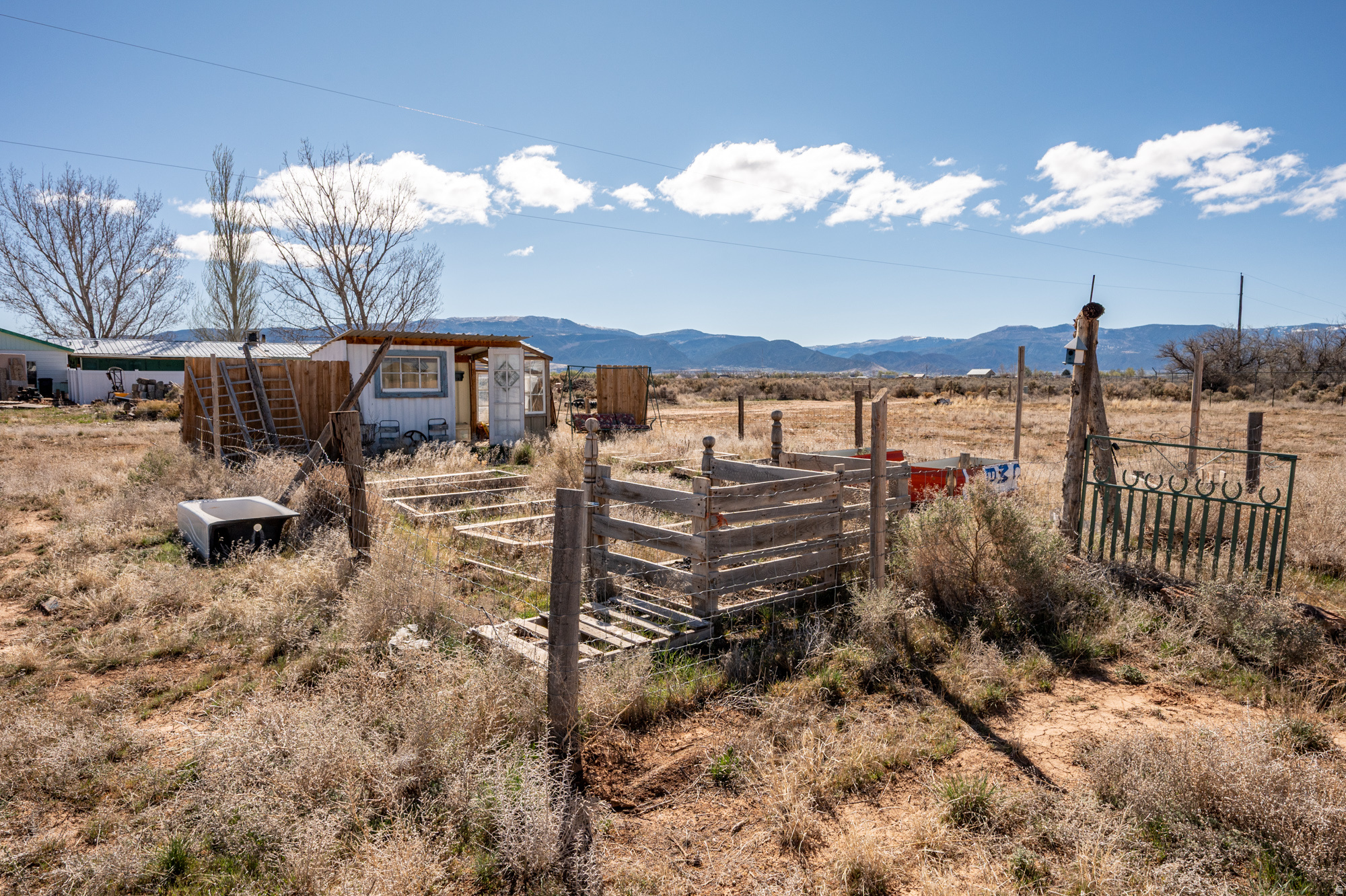 main property photo 35