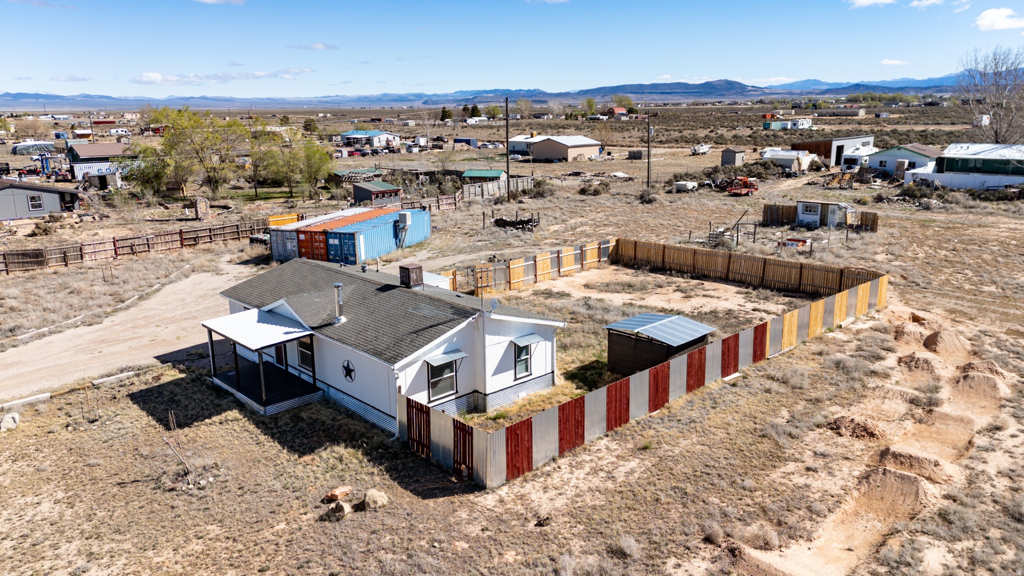 main property photo 40