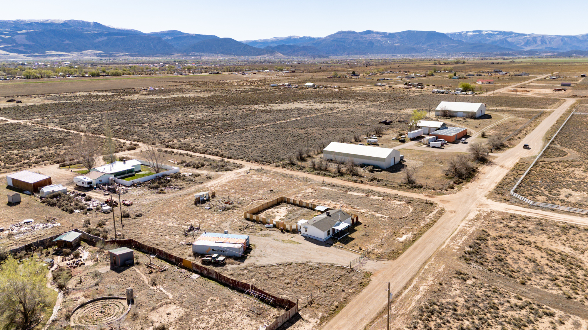 main property photo 45