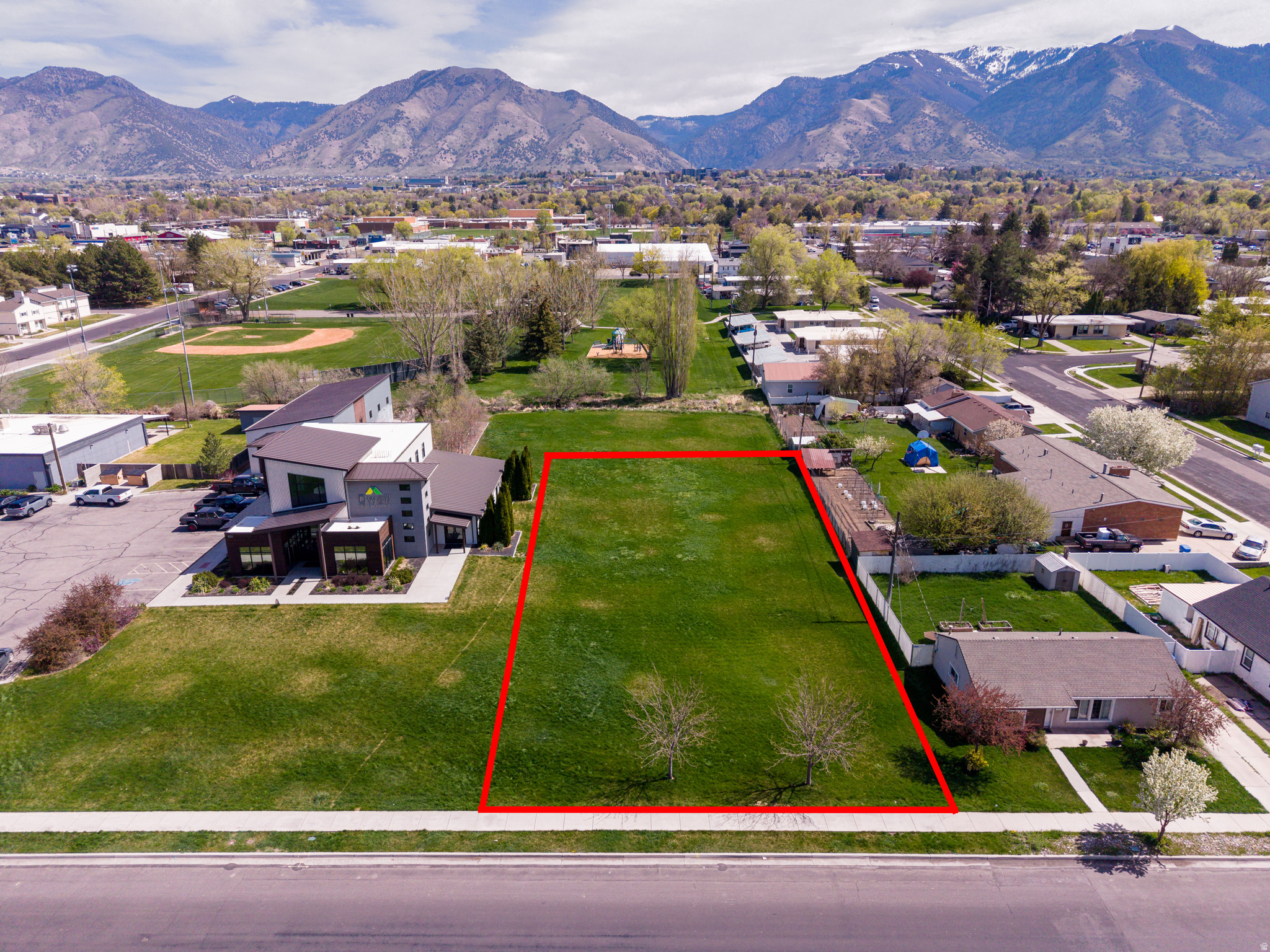 main property photo 2