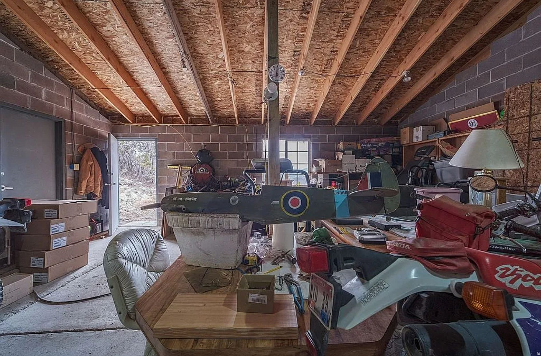 main property photo 43