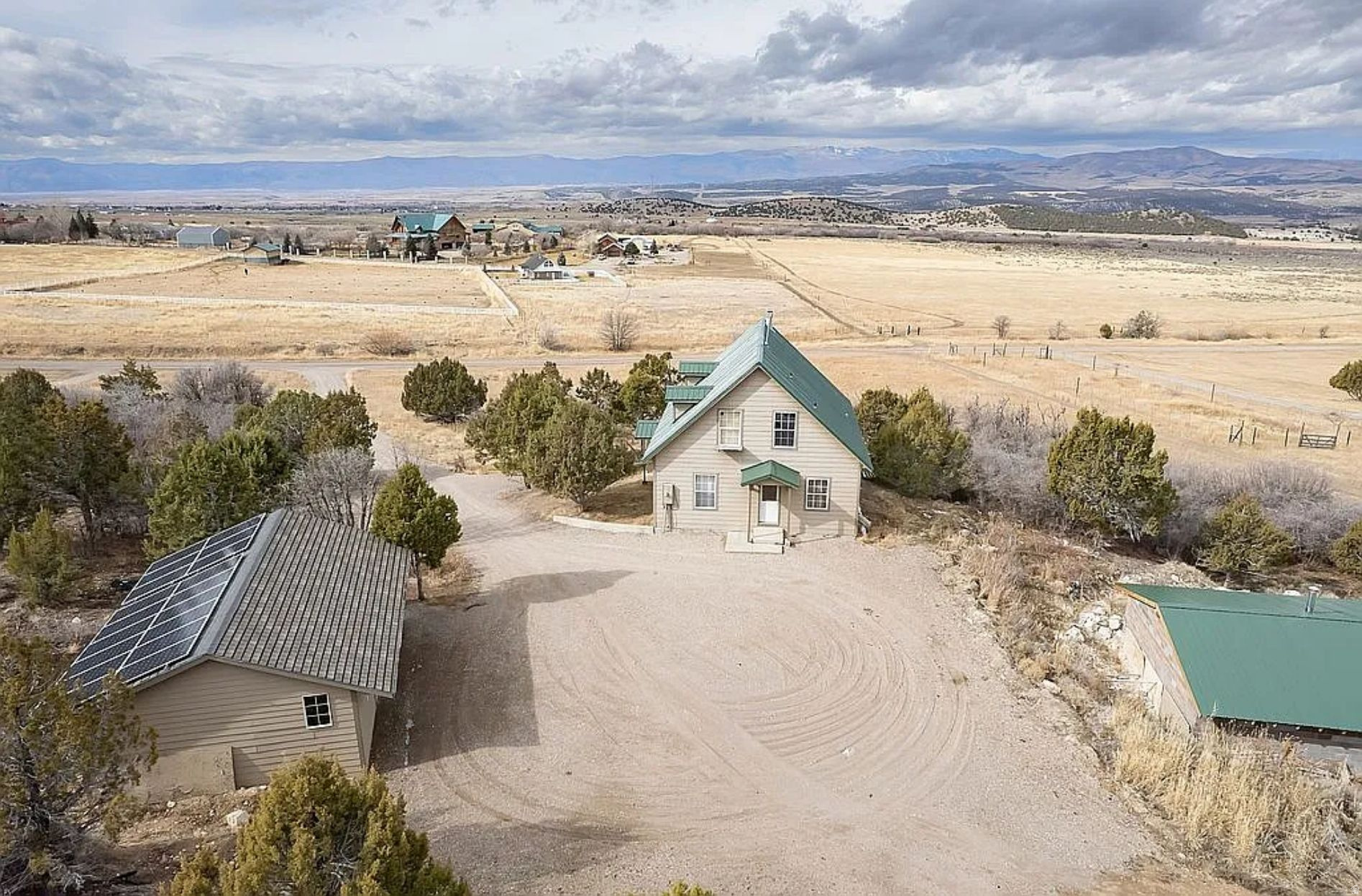 main property photo 47