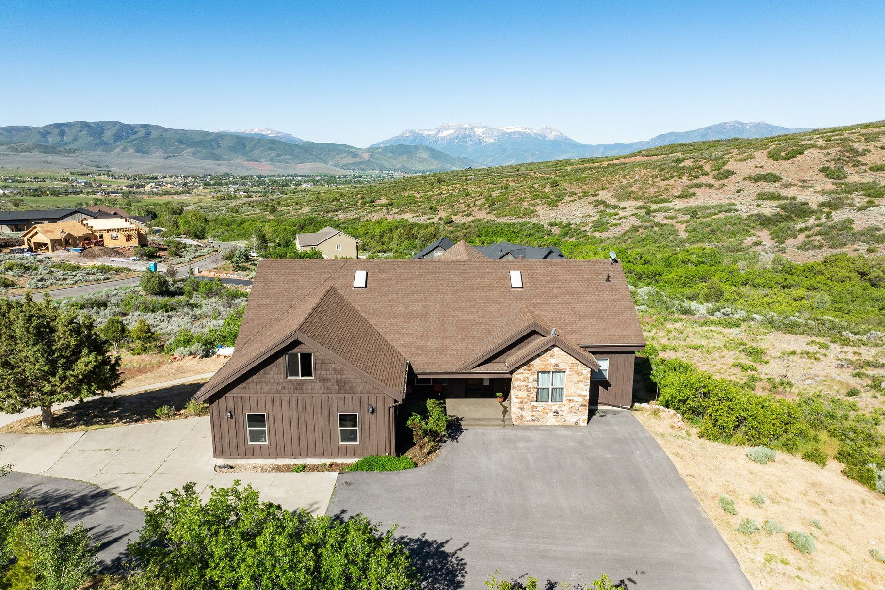 main property photo 59