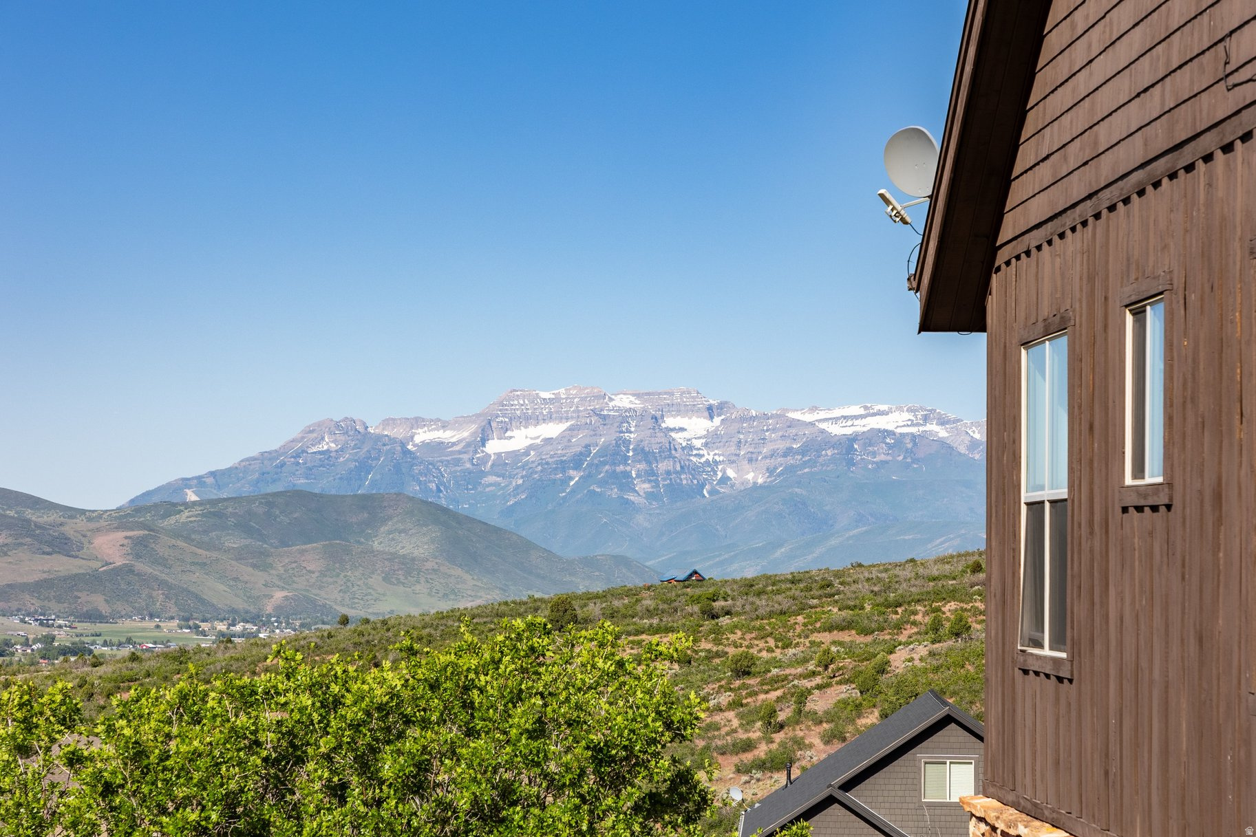 main property photo 60