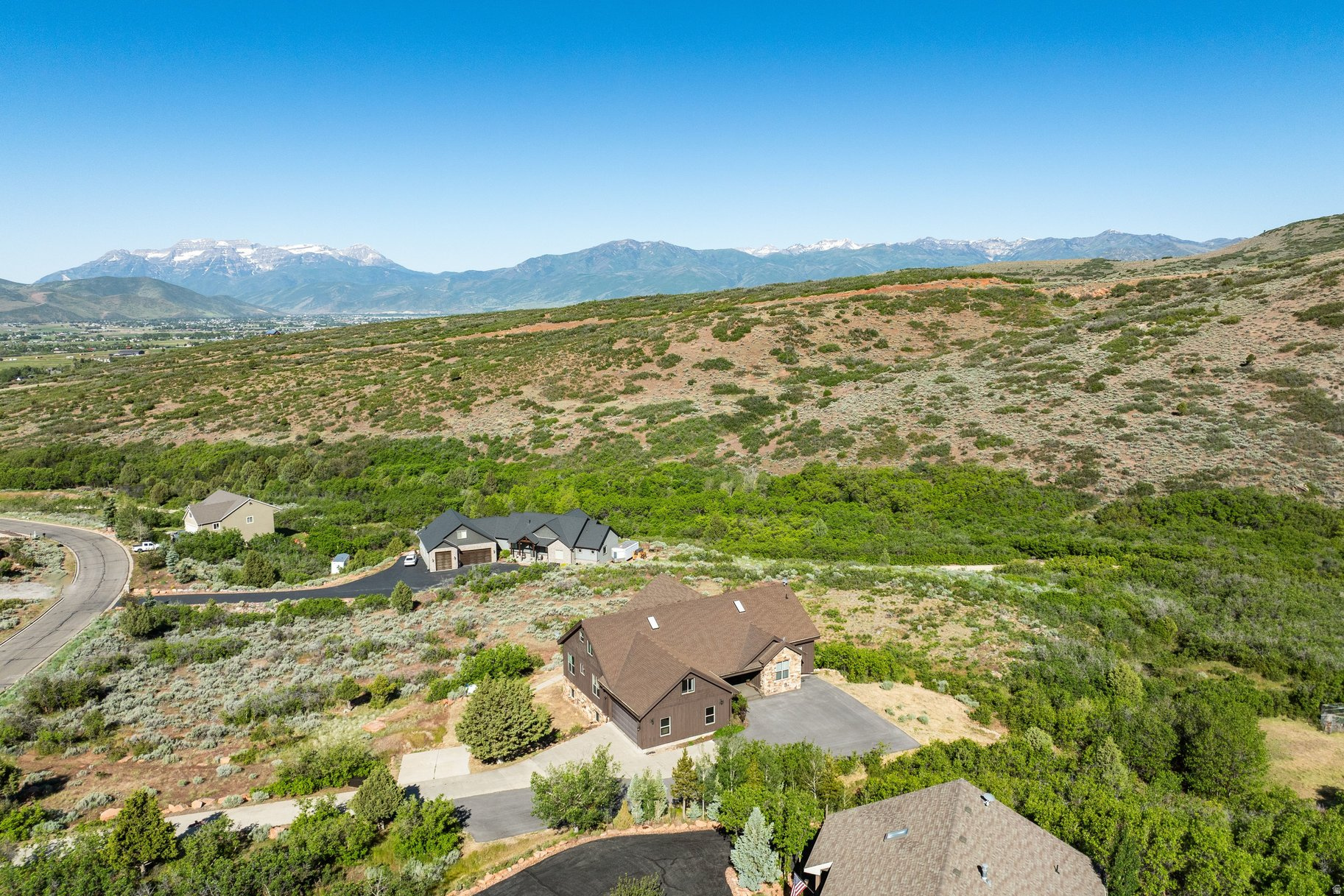 main property photo 70