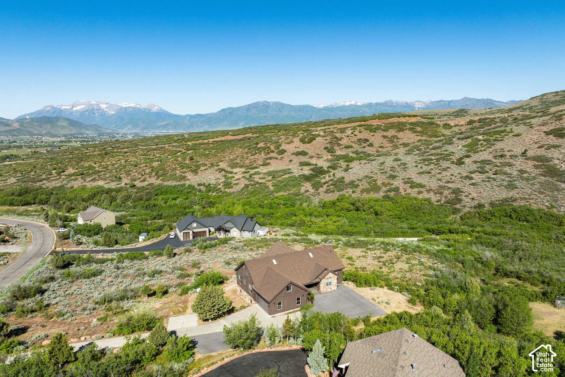 main property photo 76