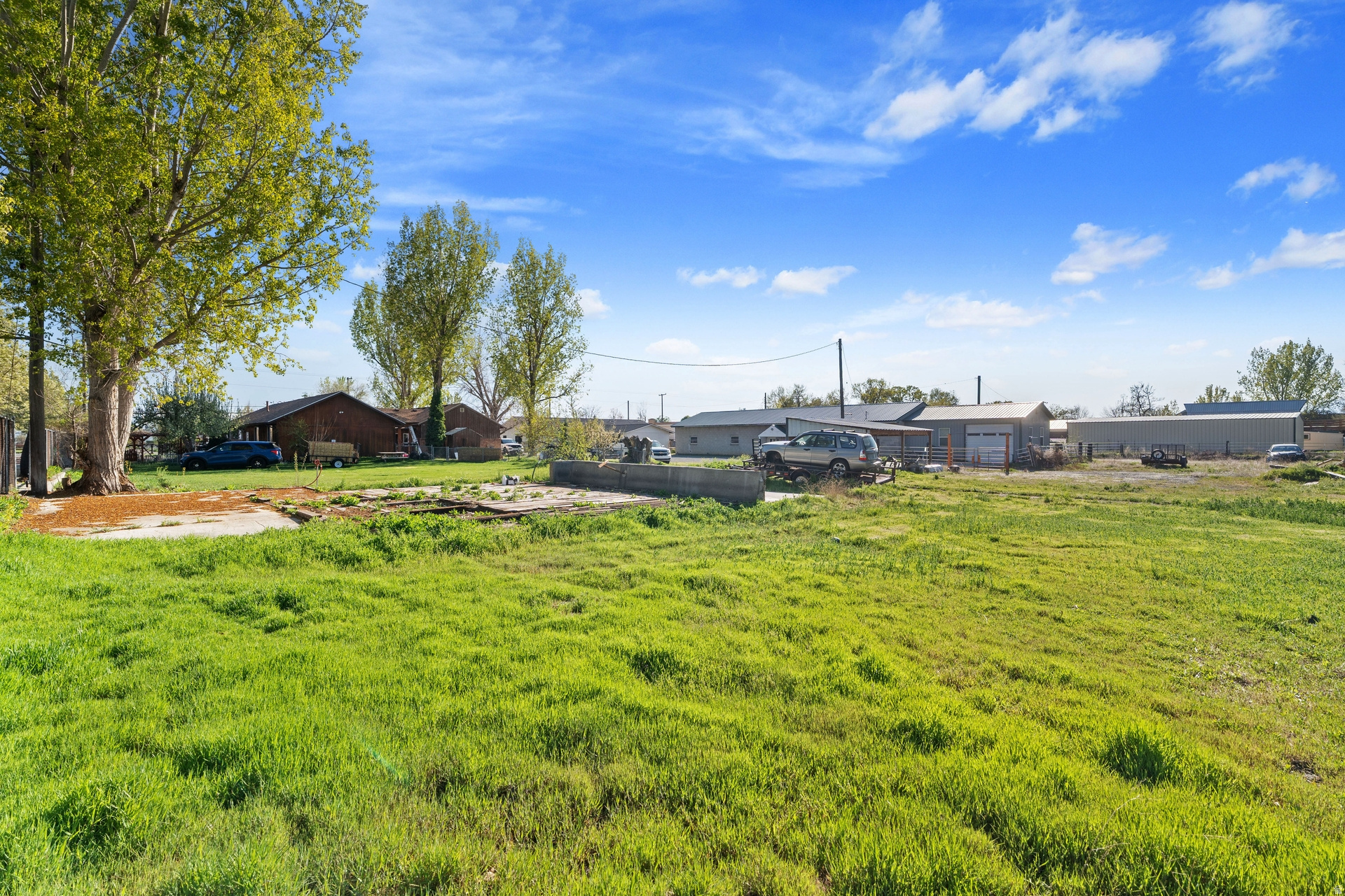 main property photo 0