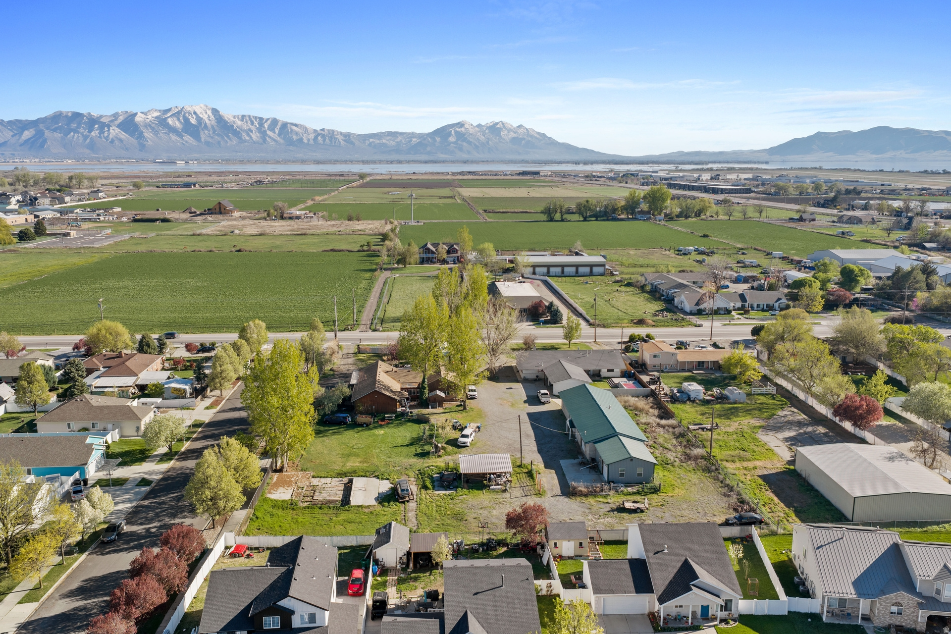 main property photo 12