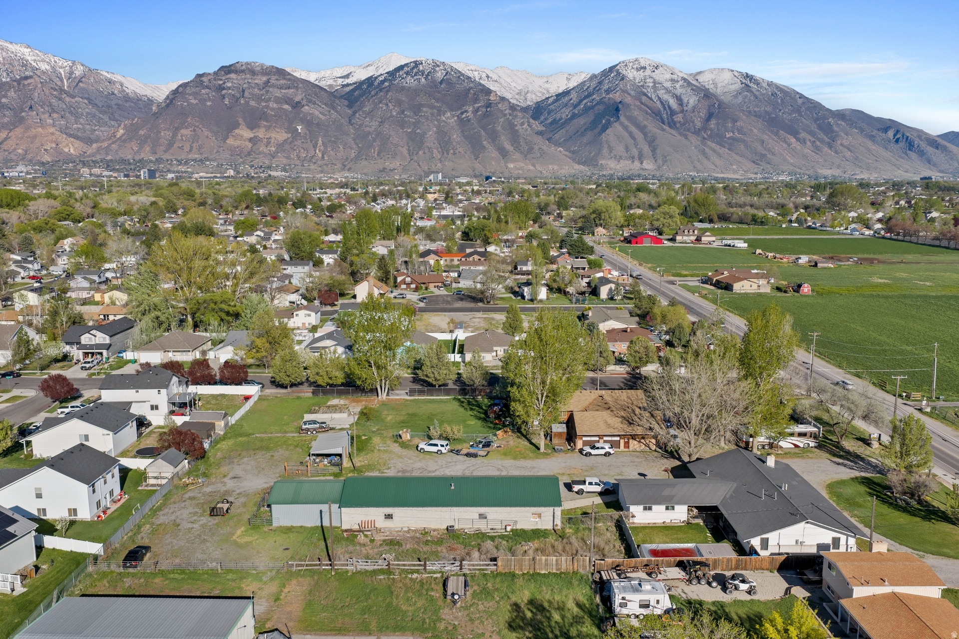 main property photo 8