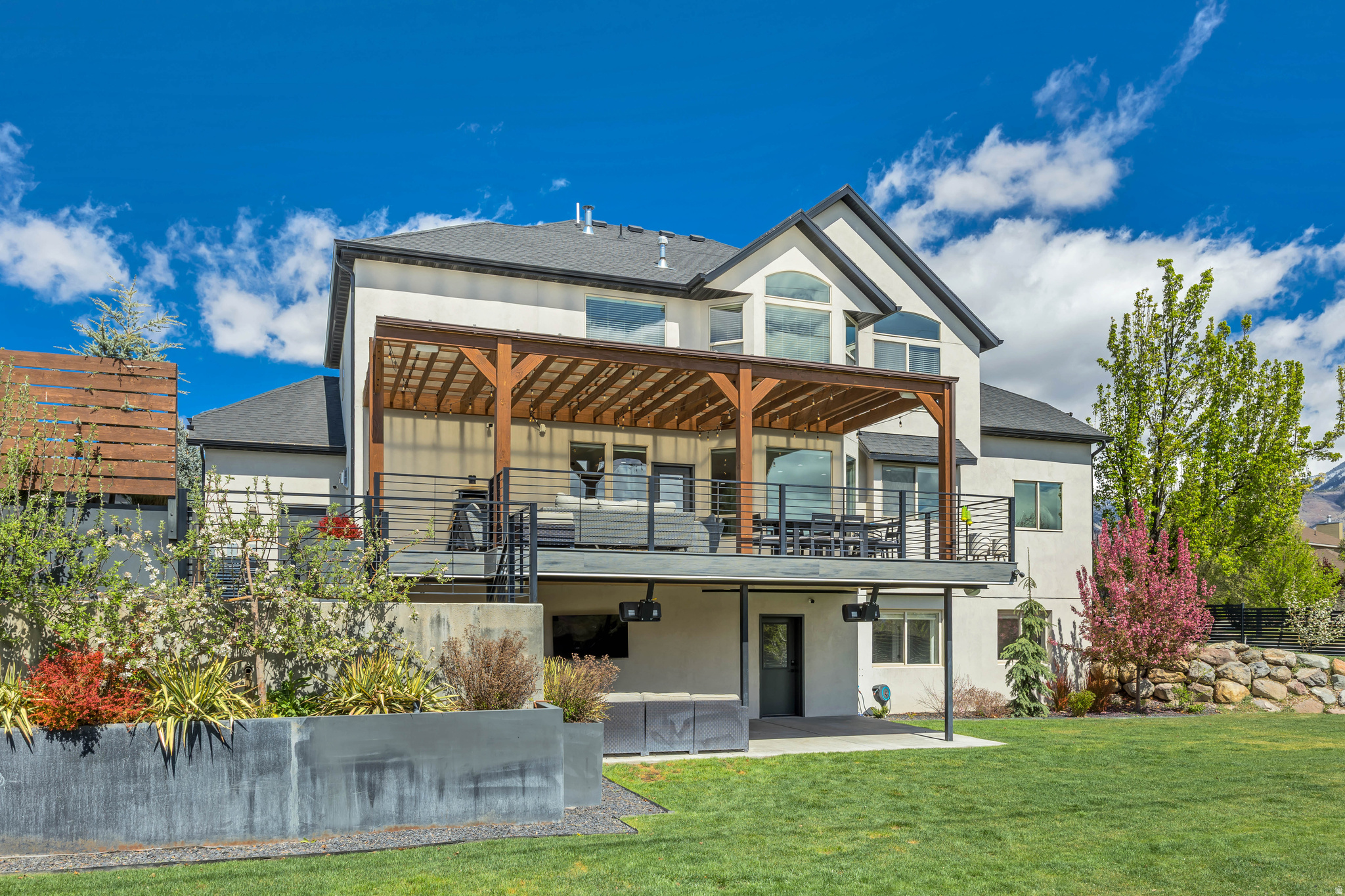 main property photo 45