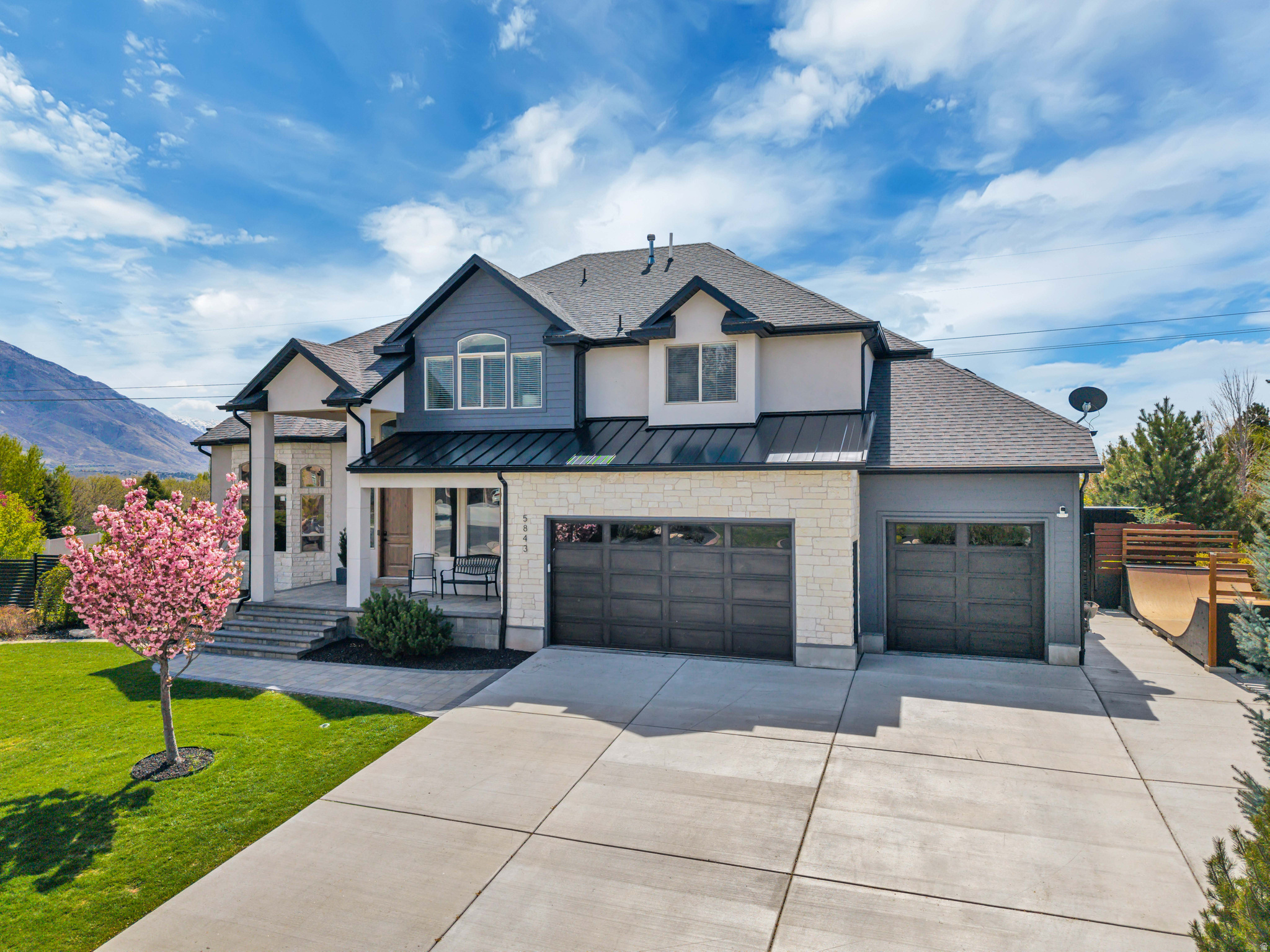 main property photo 51