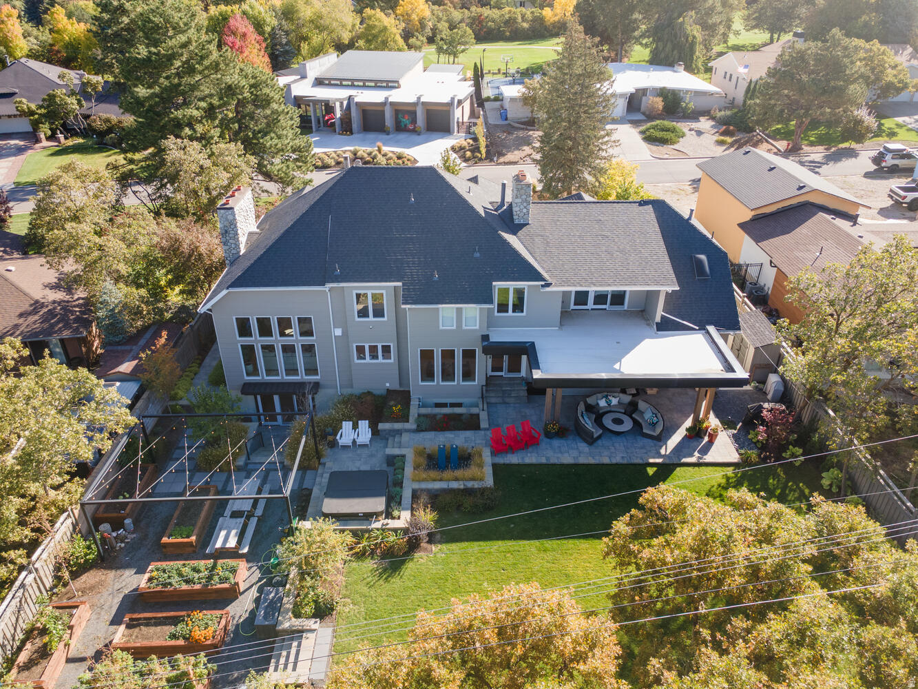 main property photo 78