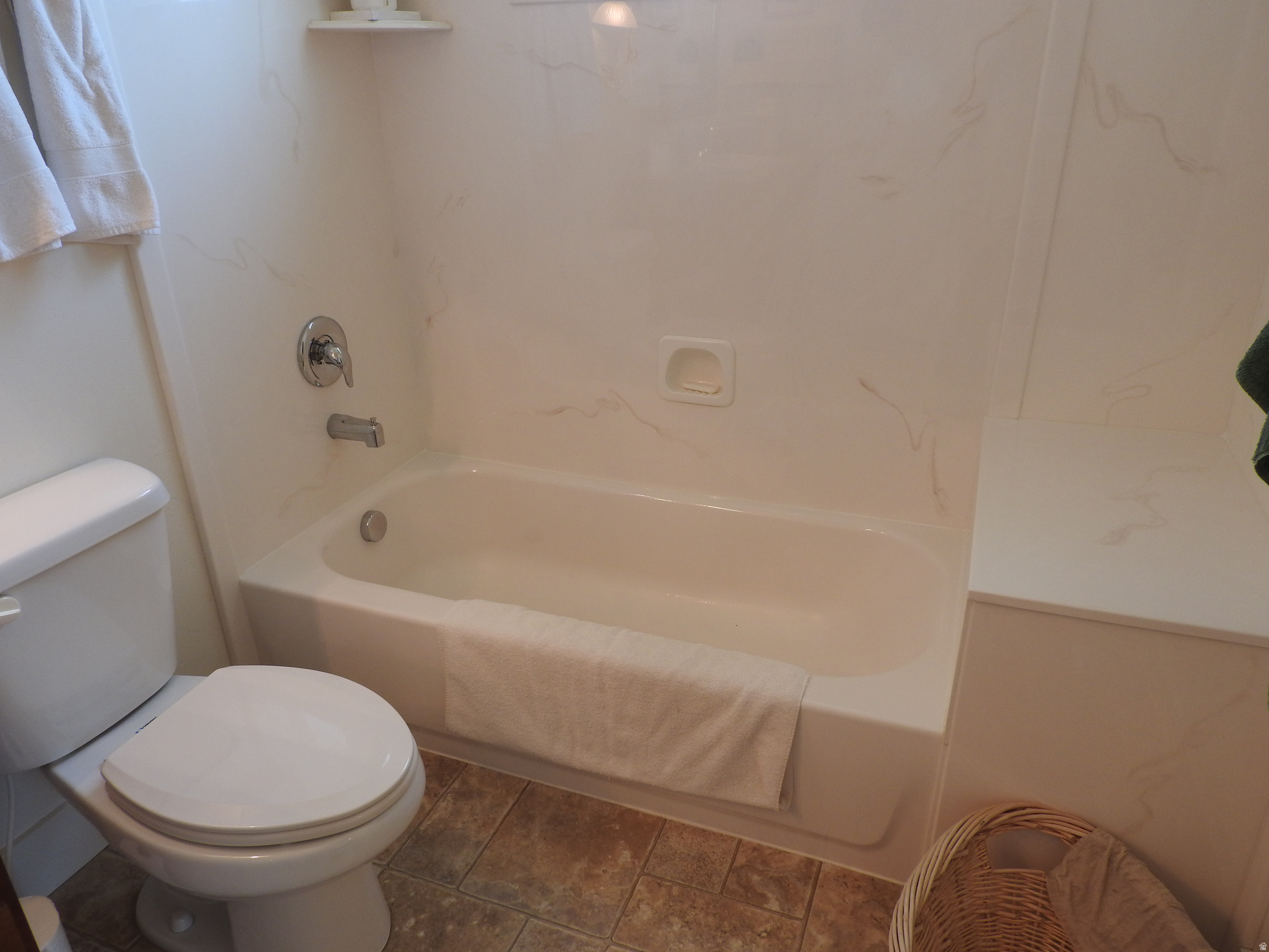 main property photo 13