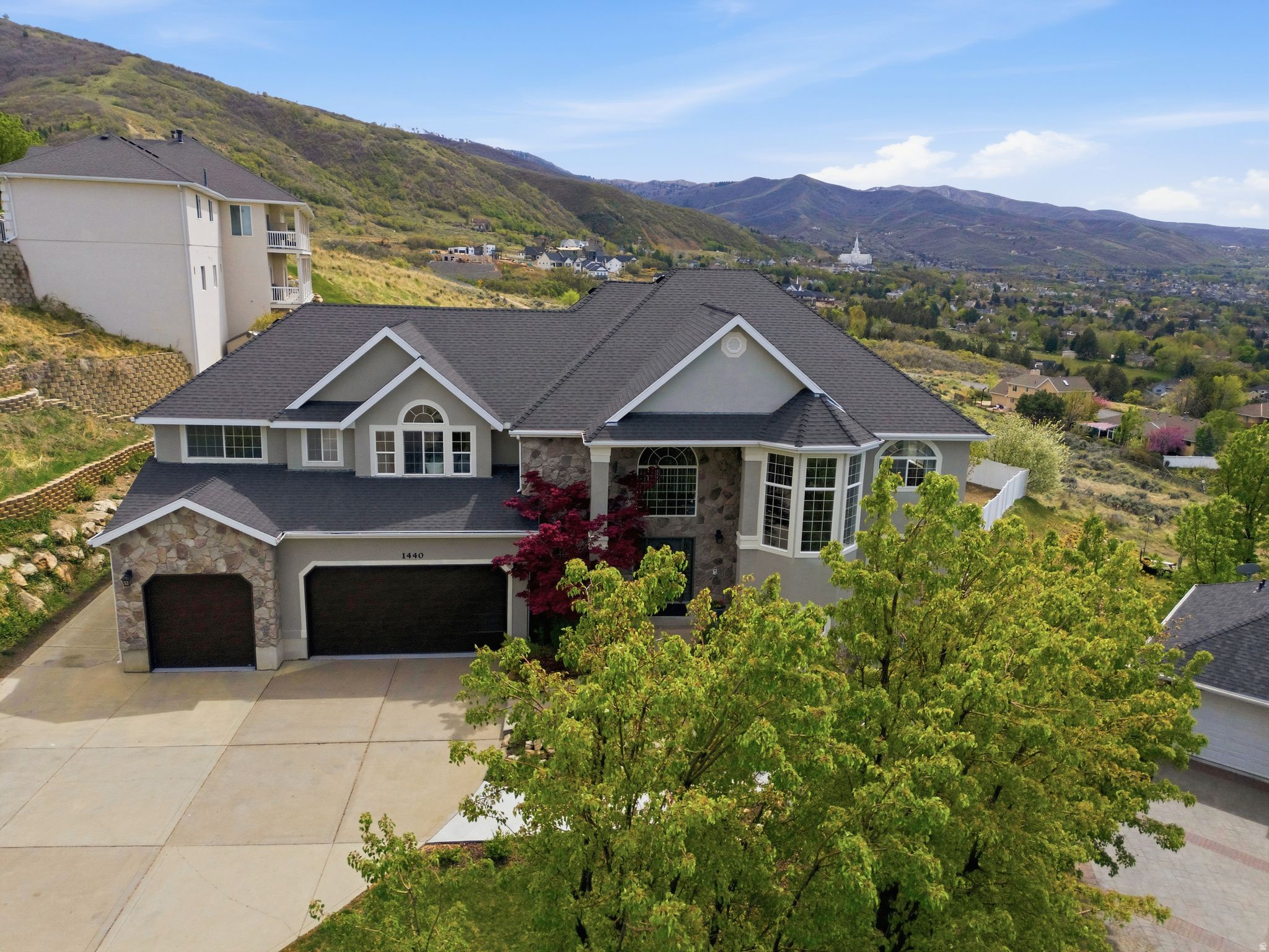 main property photo 70