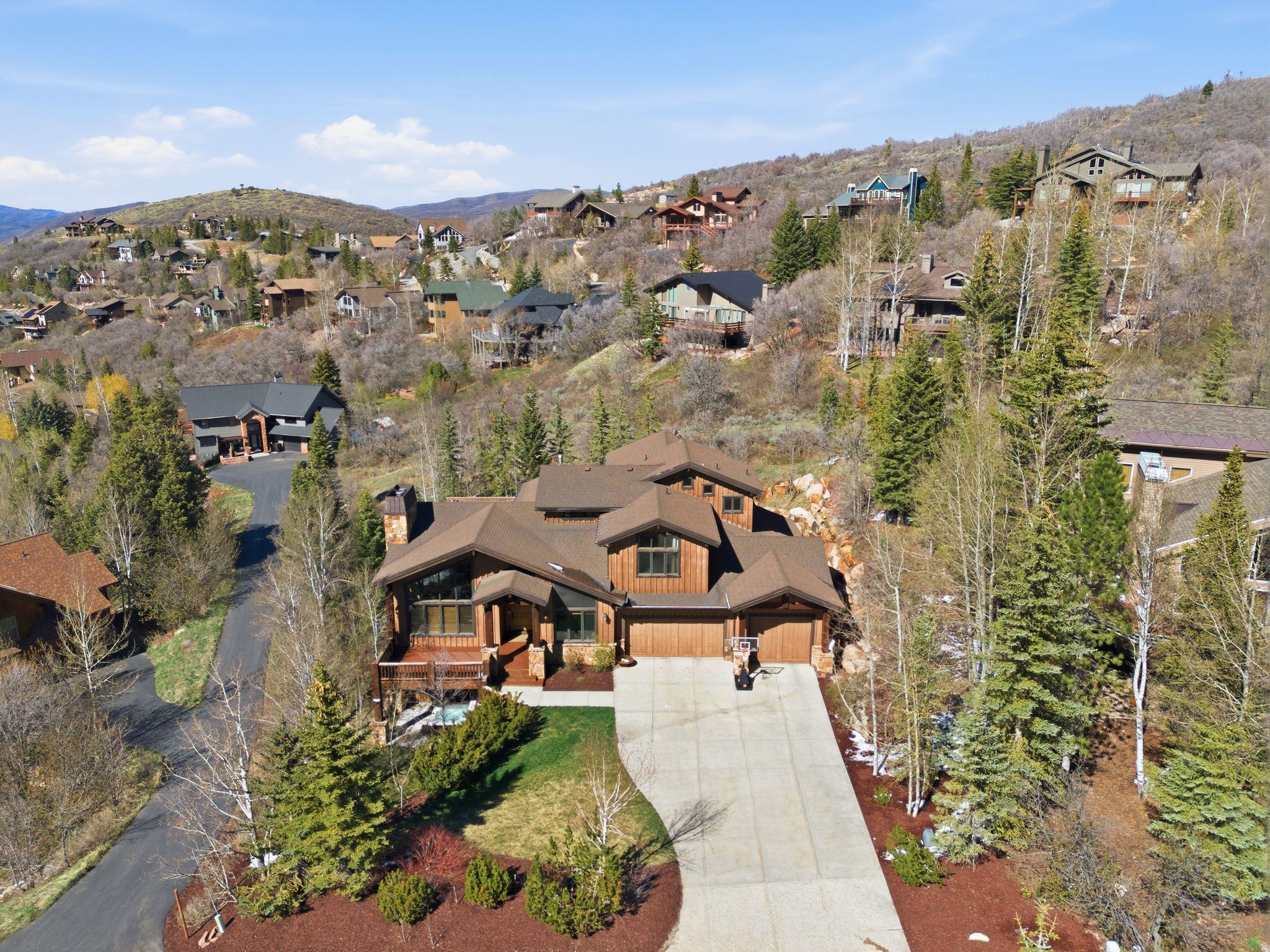 main property photo 50