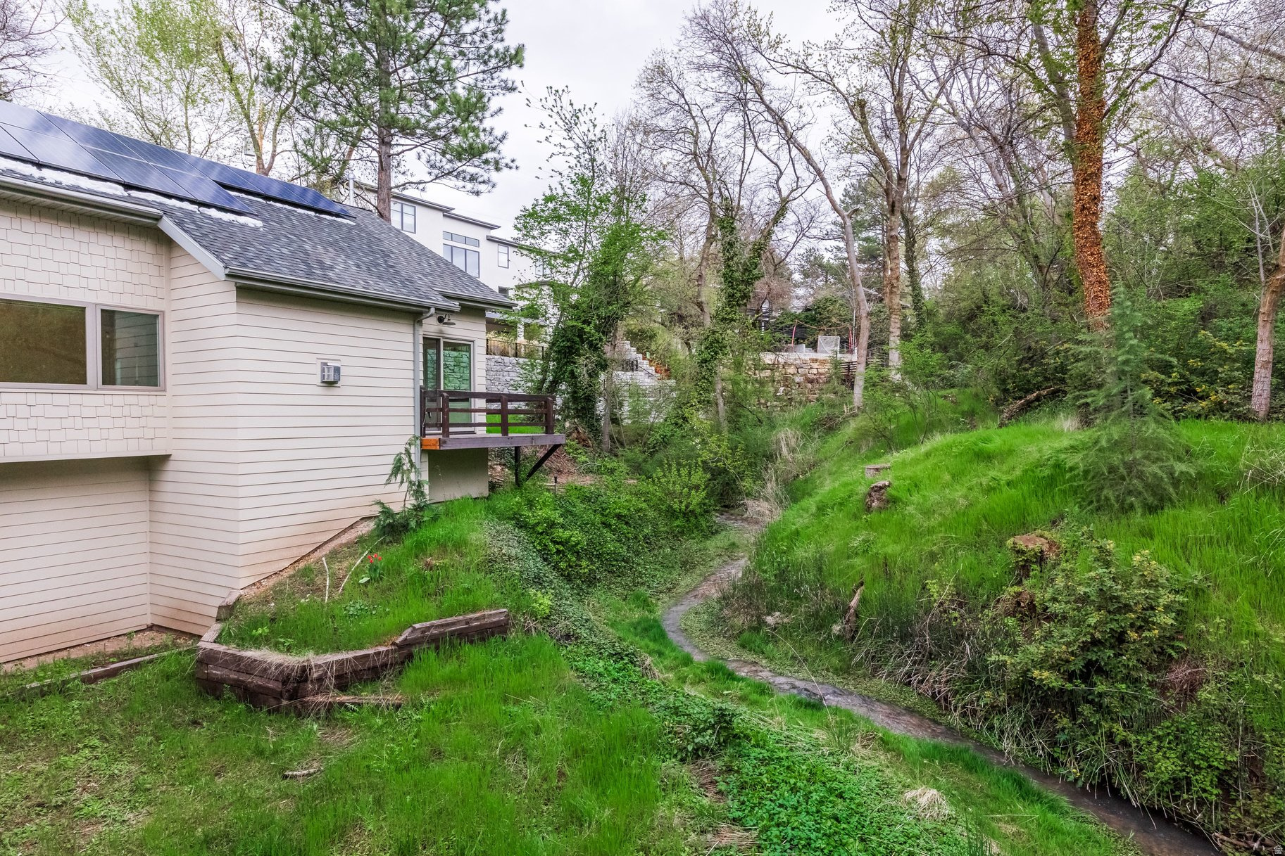 main property photo 61