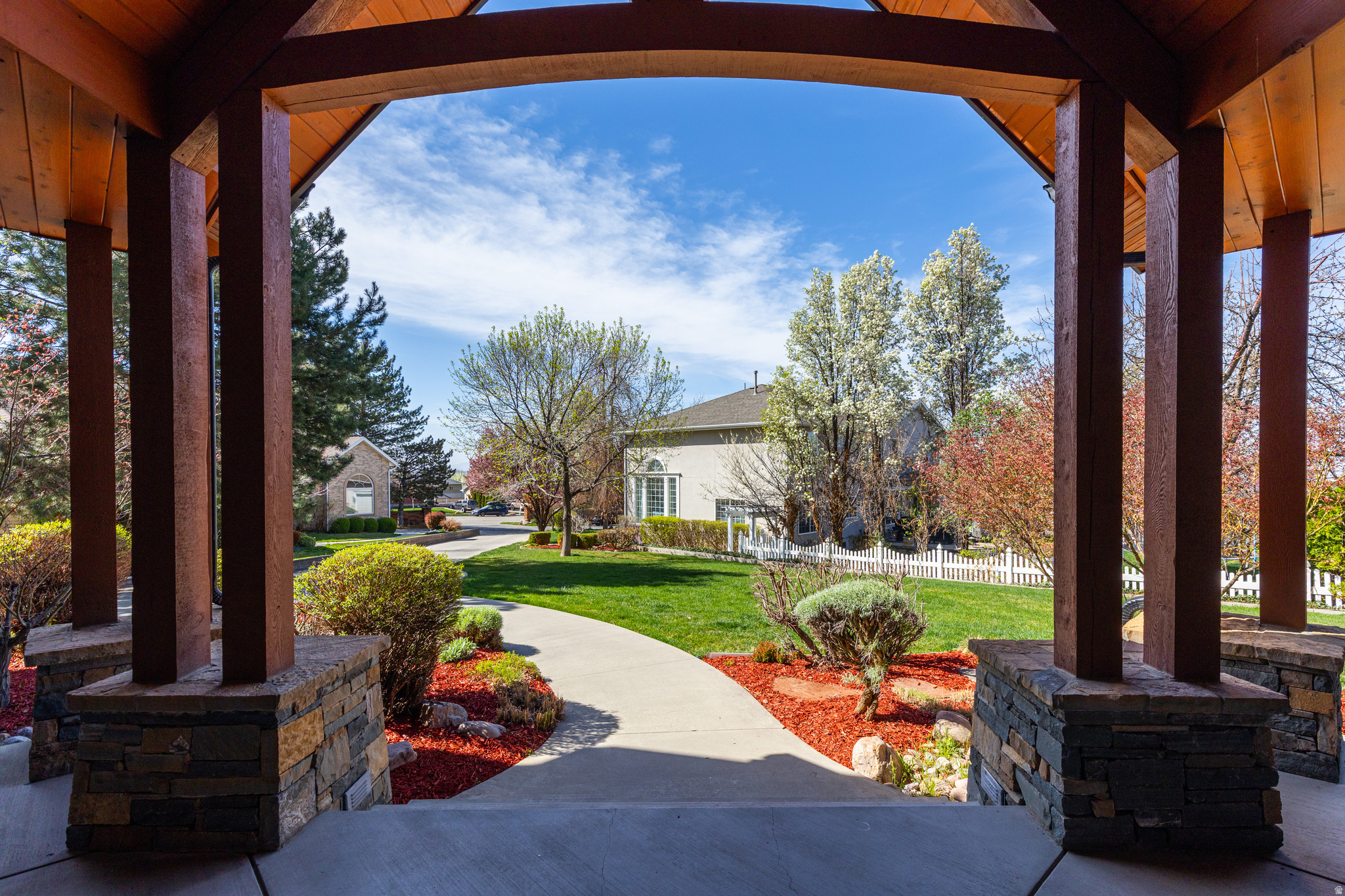 main property photo 60