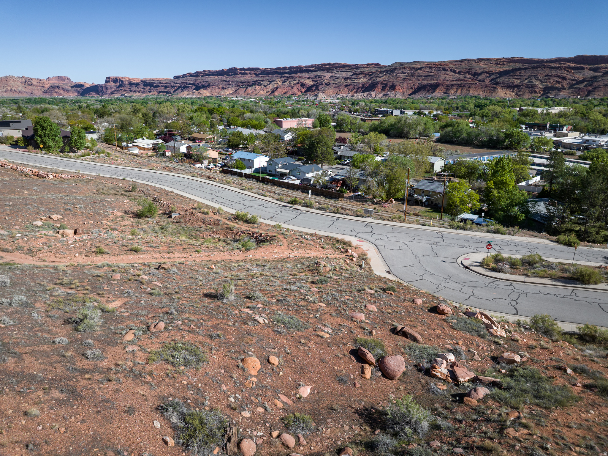 main property photo 18