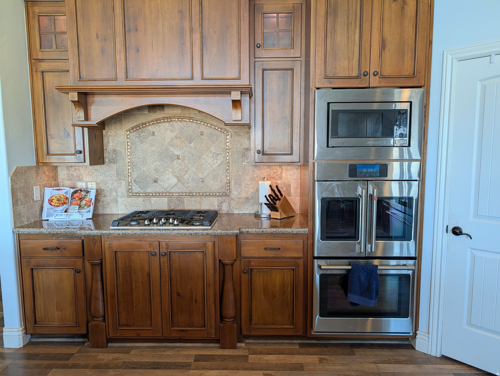 main property photo 18