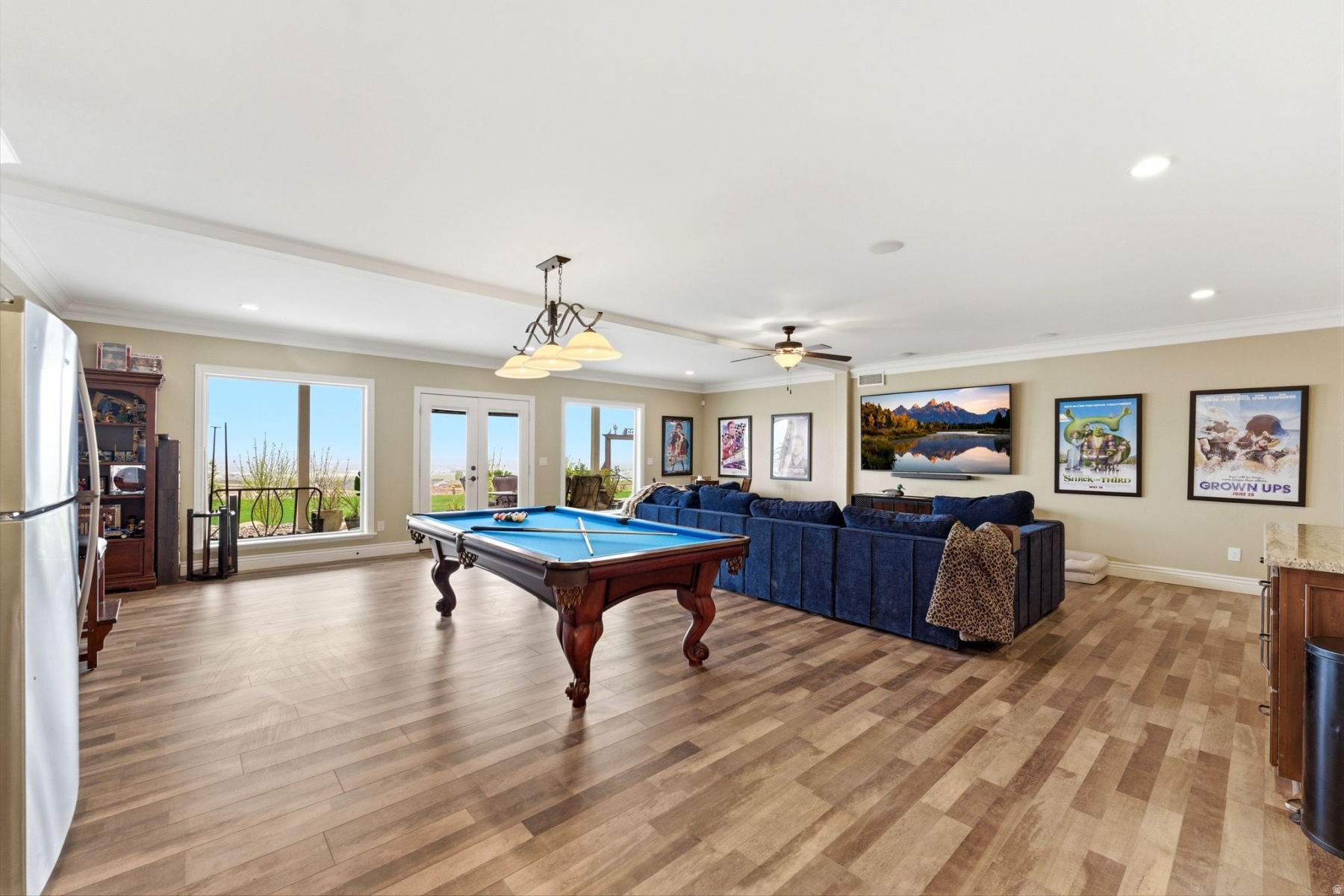 main property photo 45