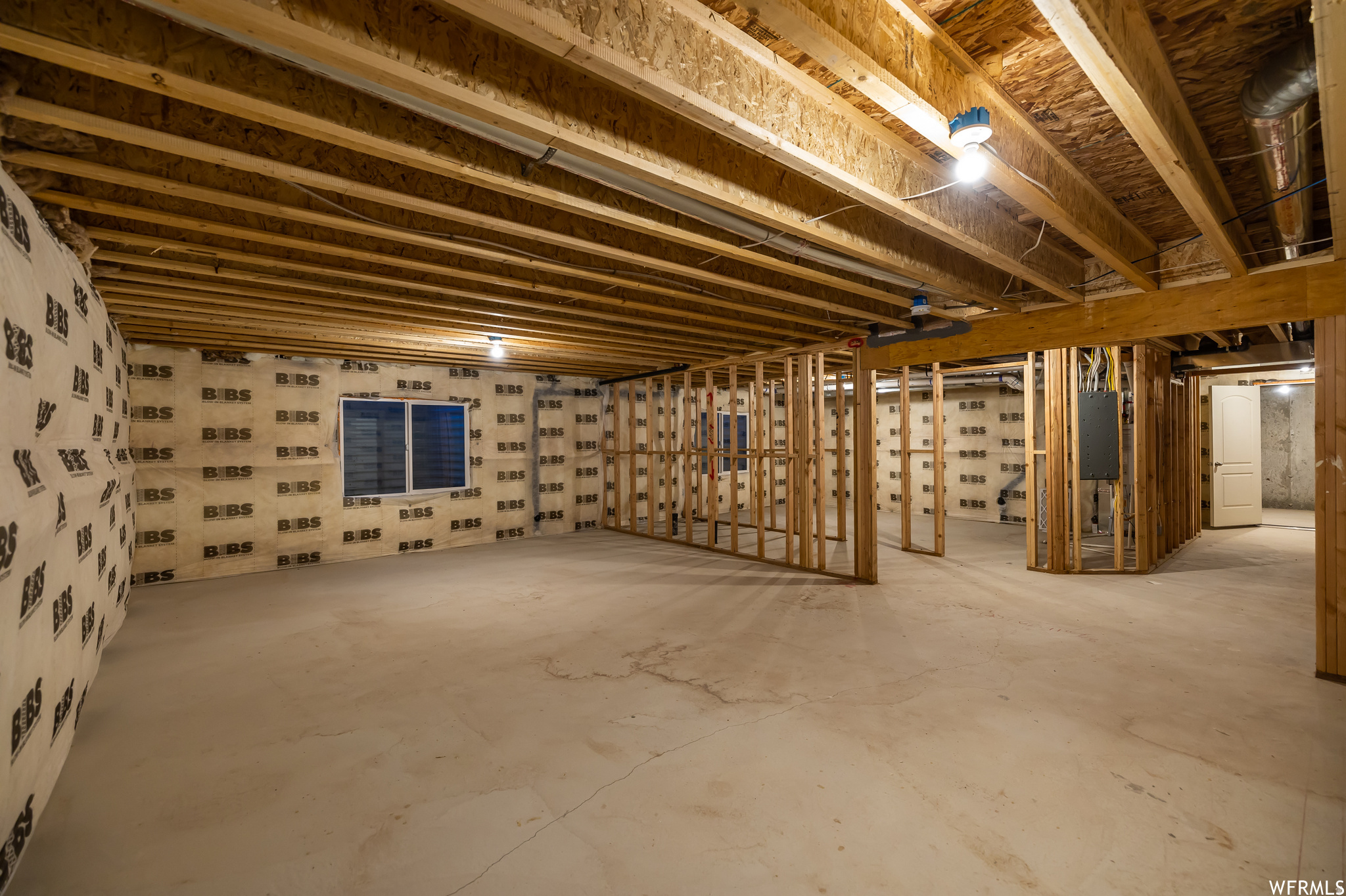 main property photo 36