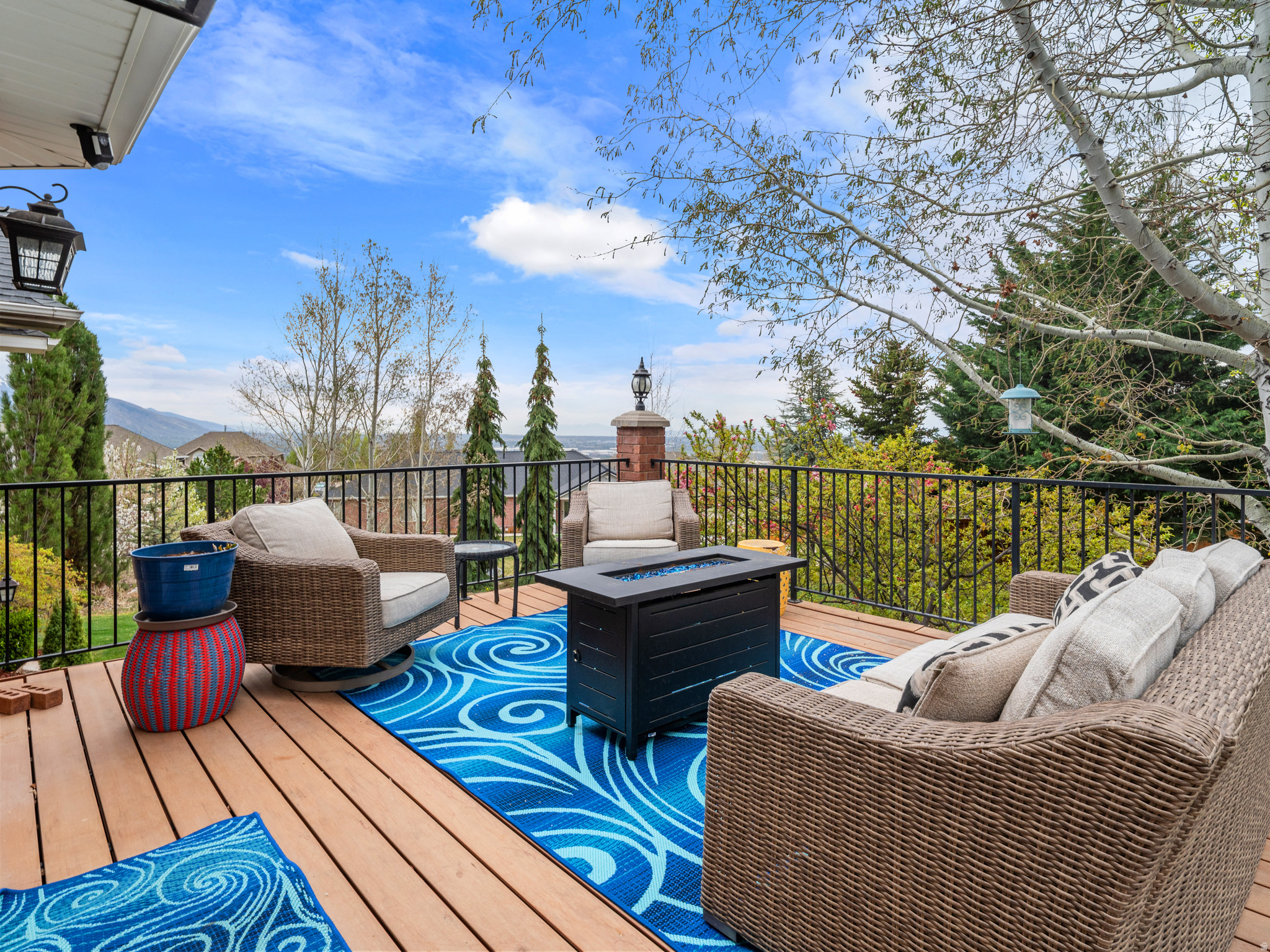 main property photo 59