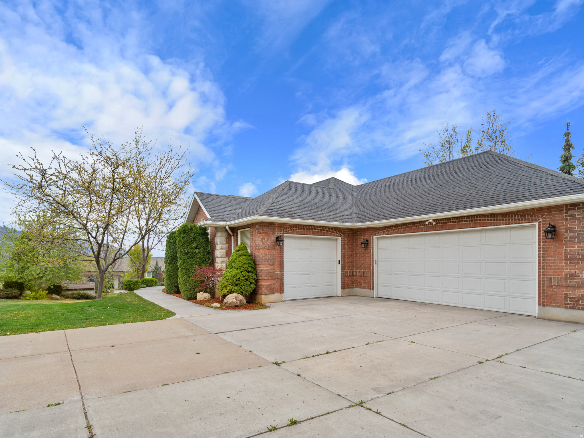 main property photo 67