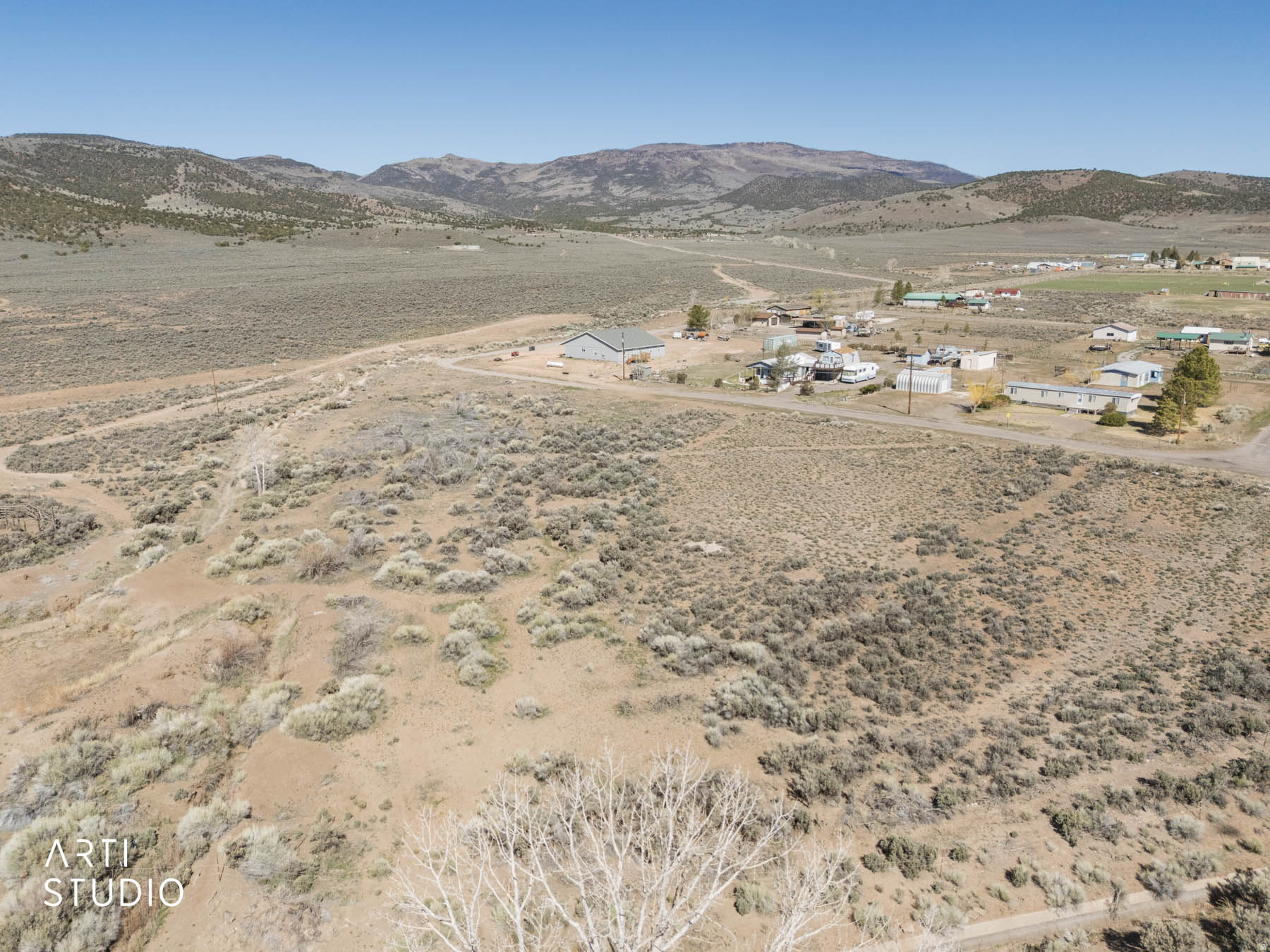 main property photo 4