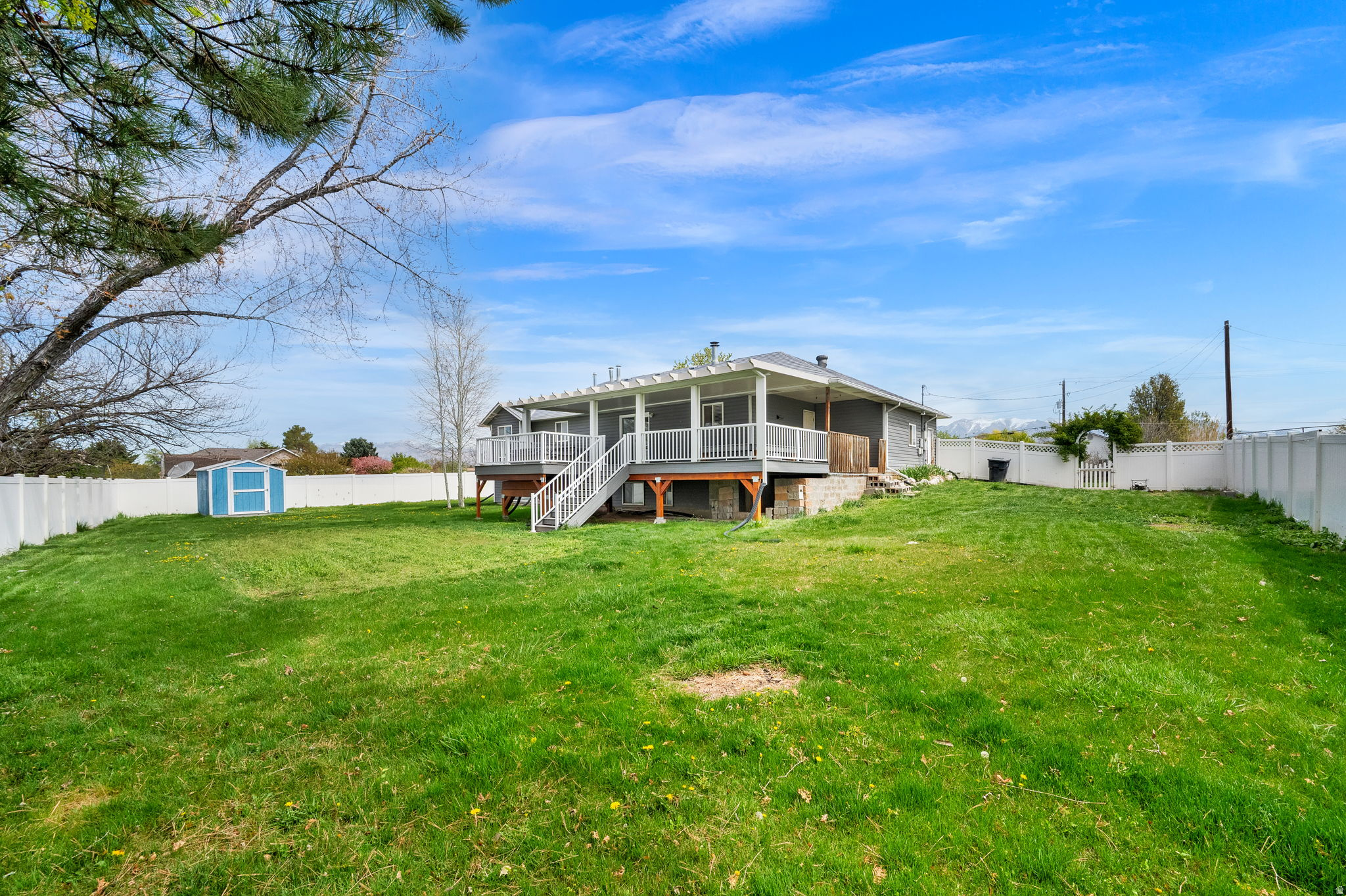 main property photo 33