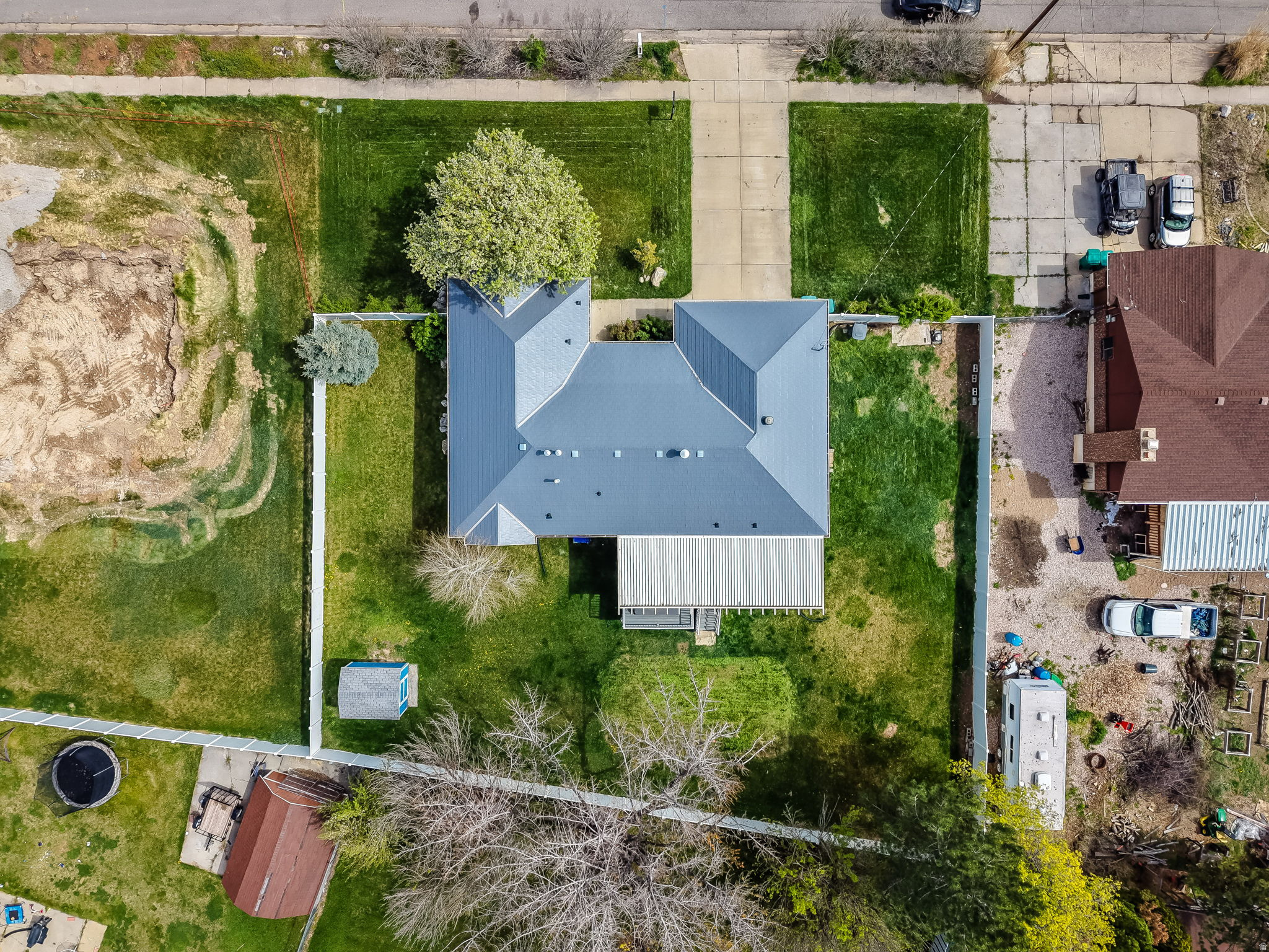 main property photo 44