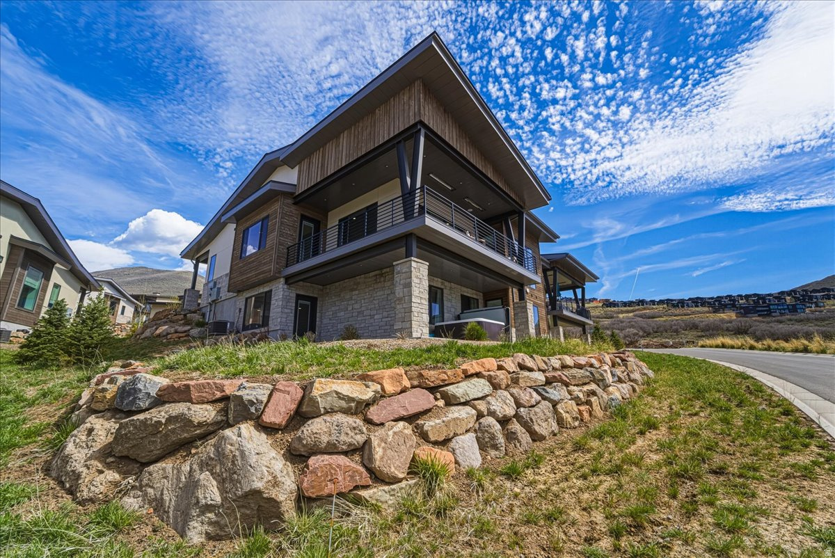 main property photo 64