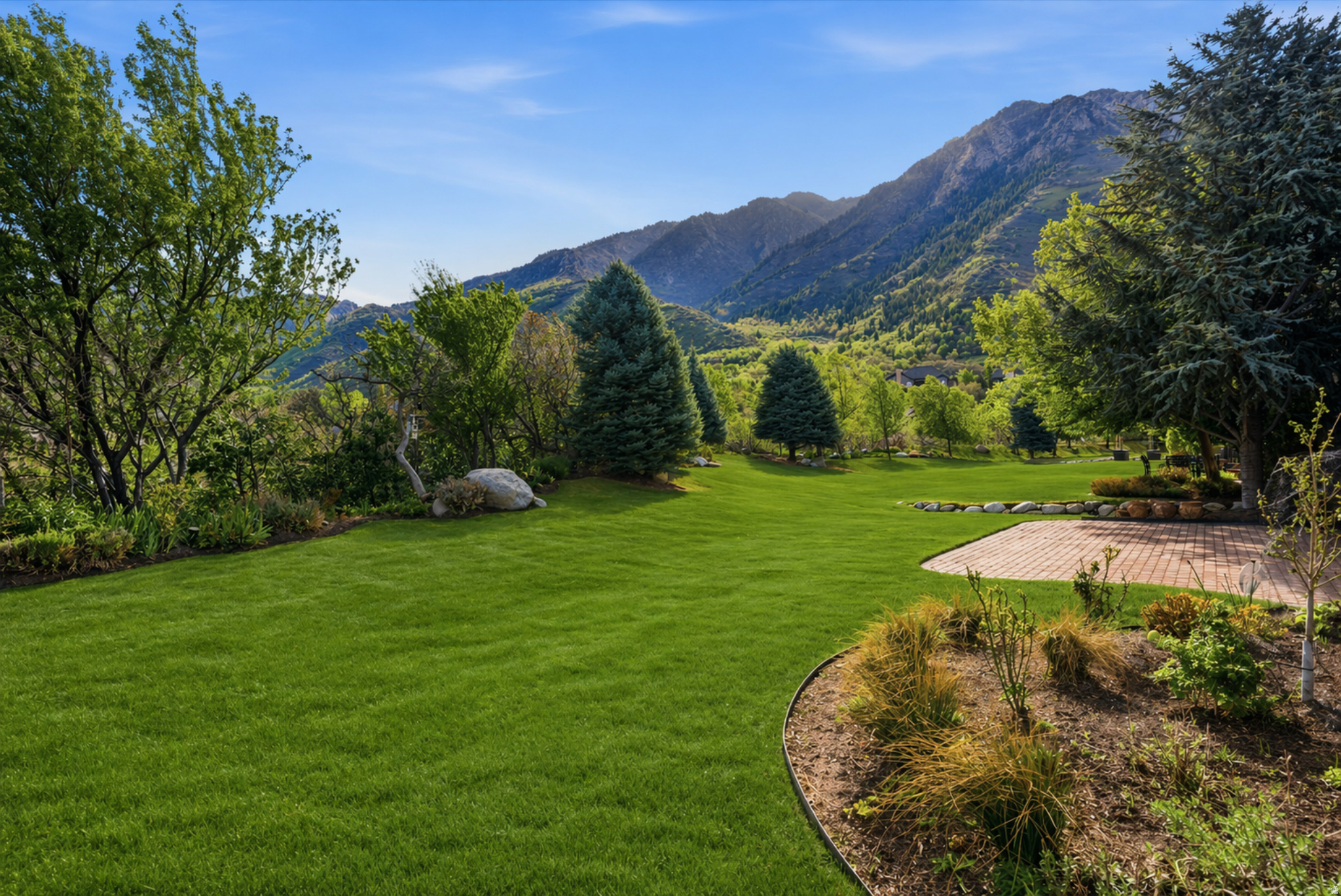 main property photo 27
