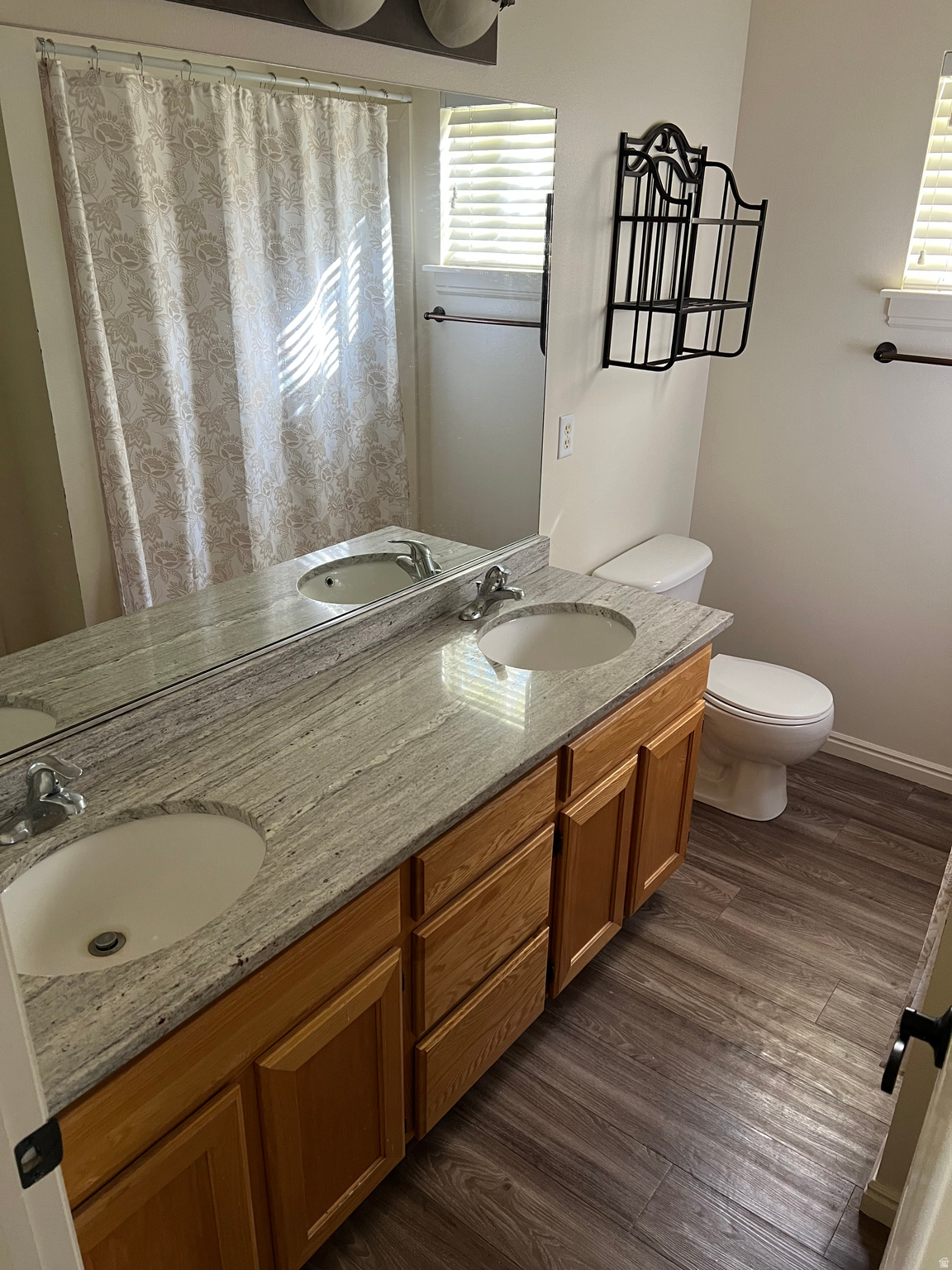 main property photo 11
