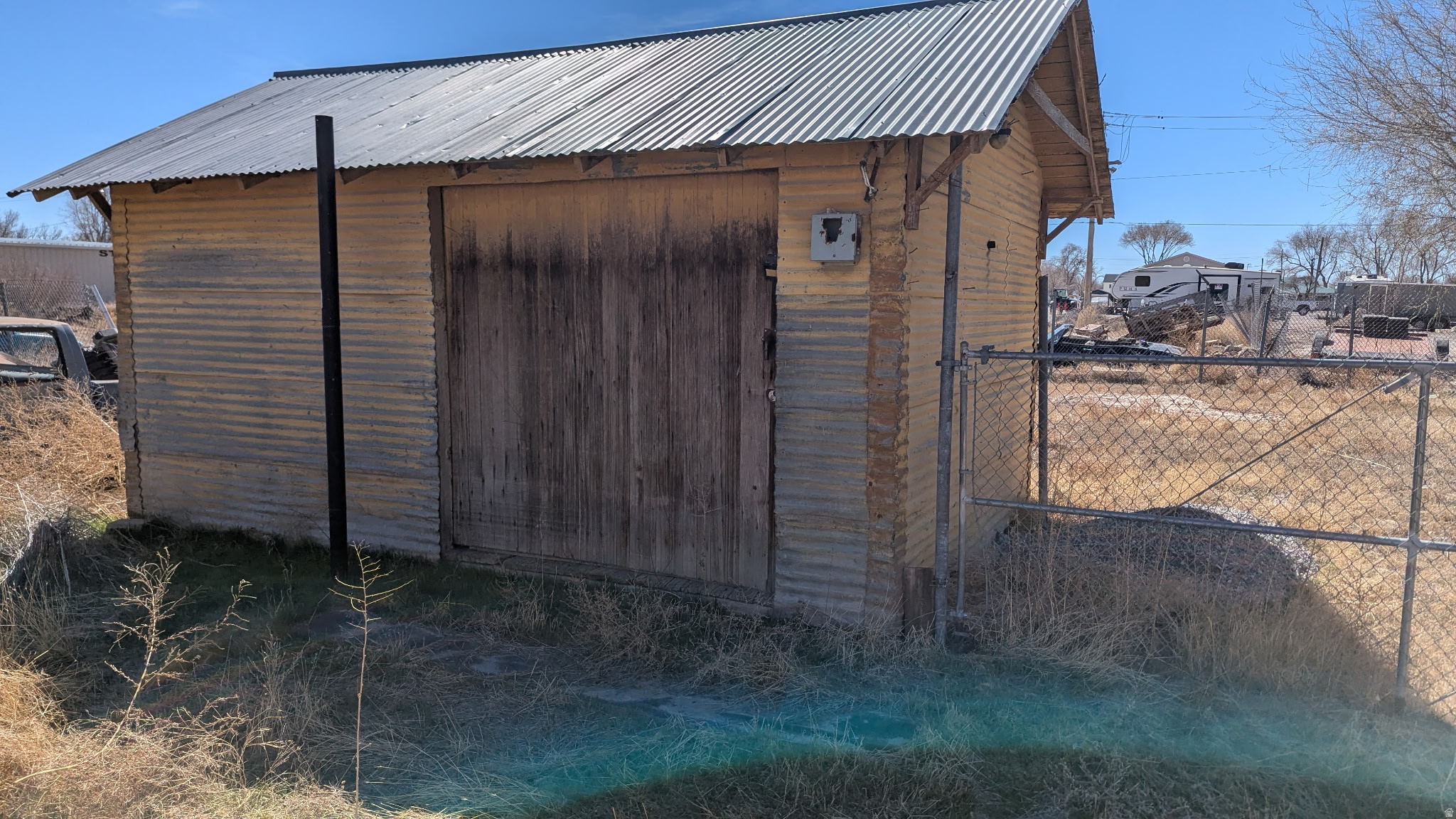 main property photo 24