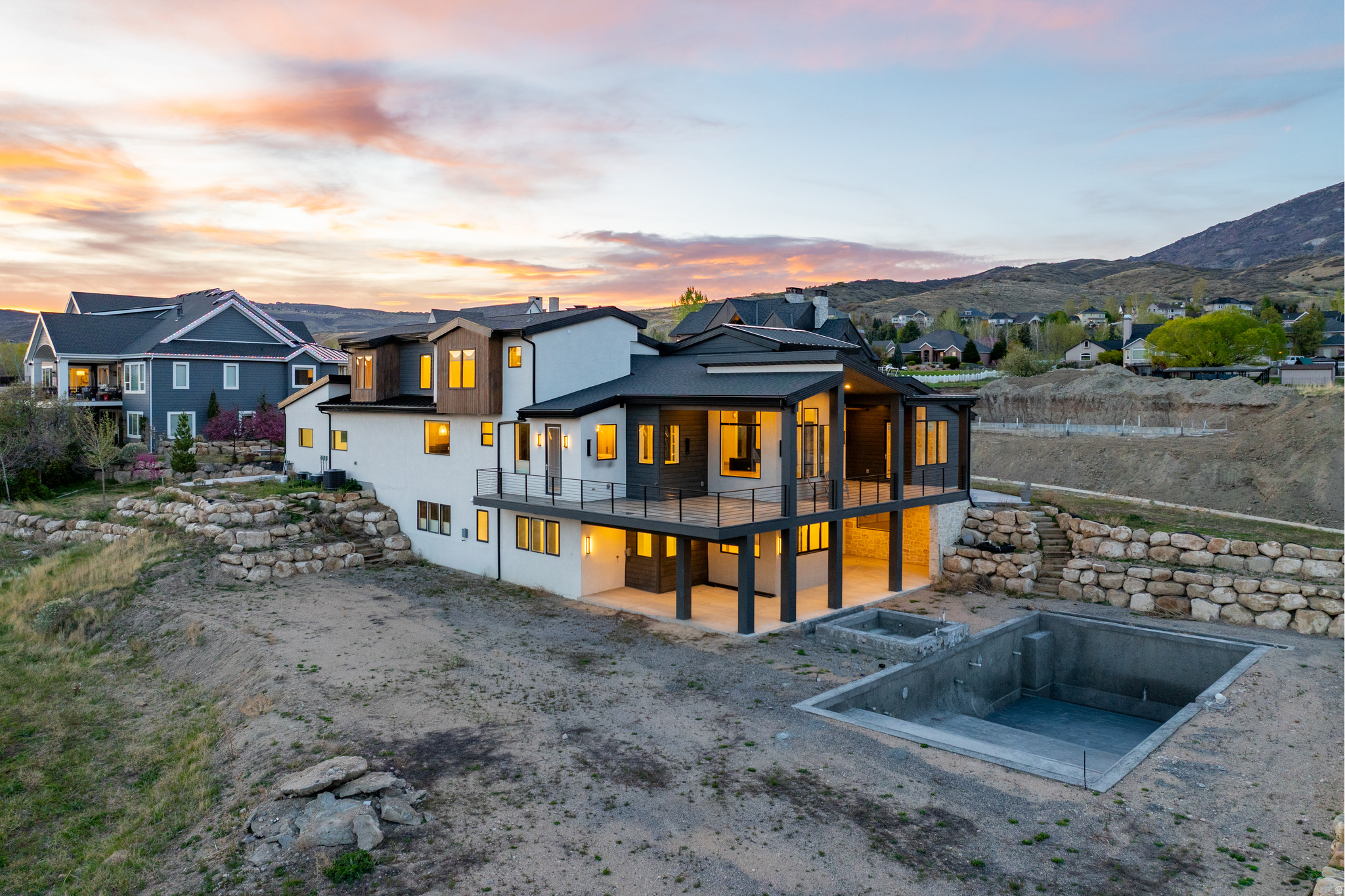 main property photo 44