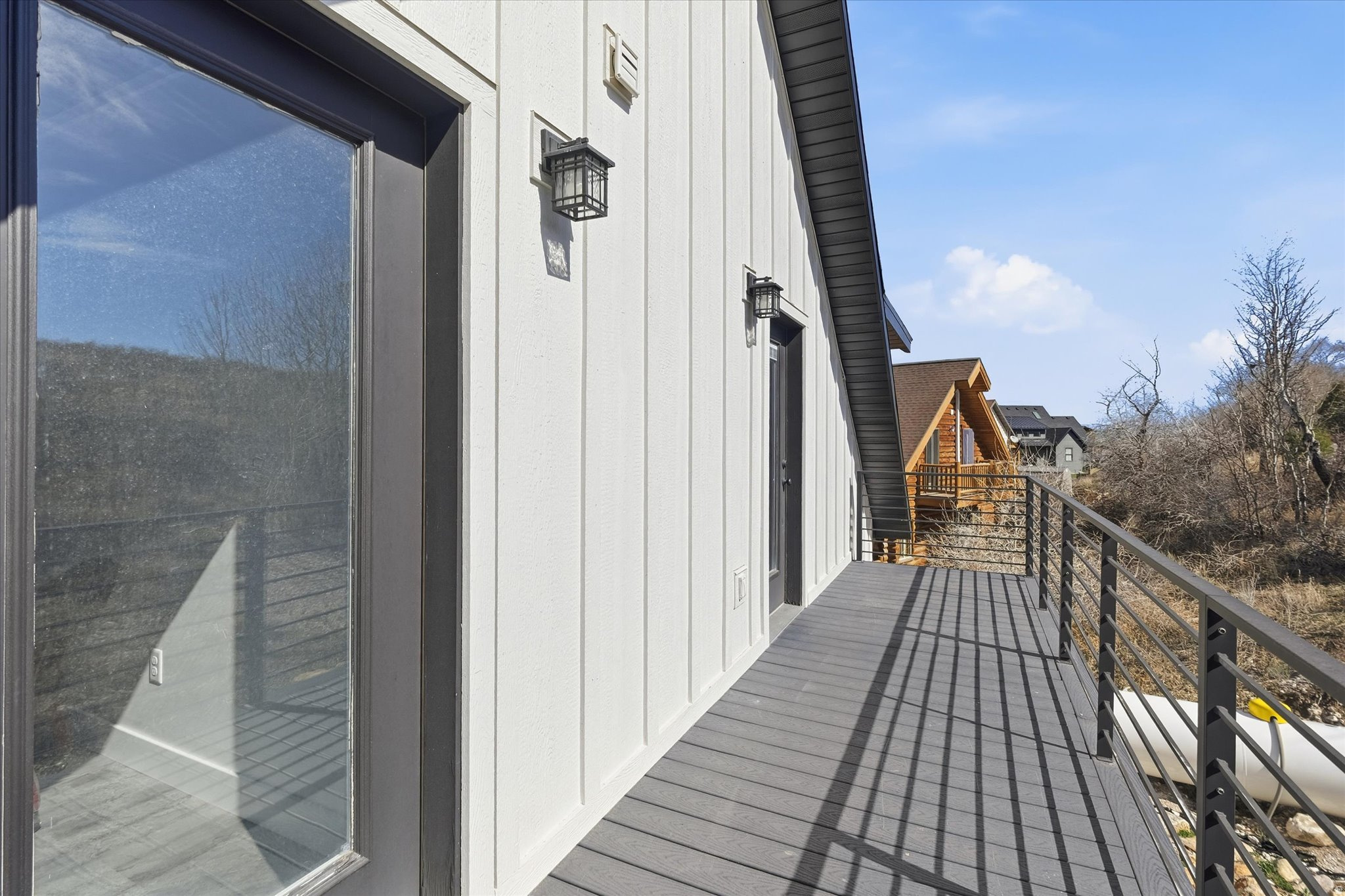 main property photo 40