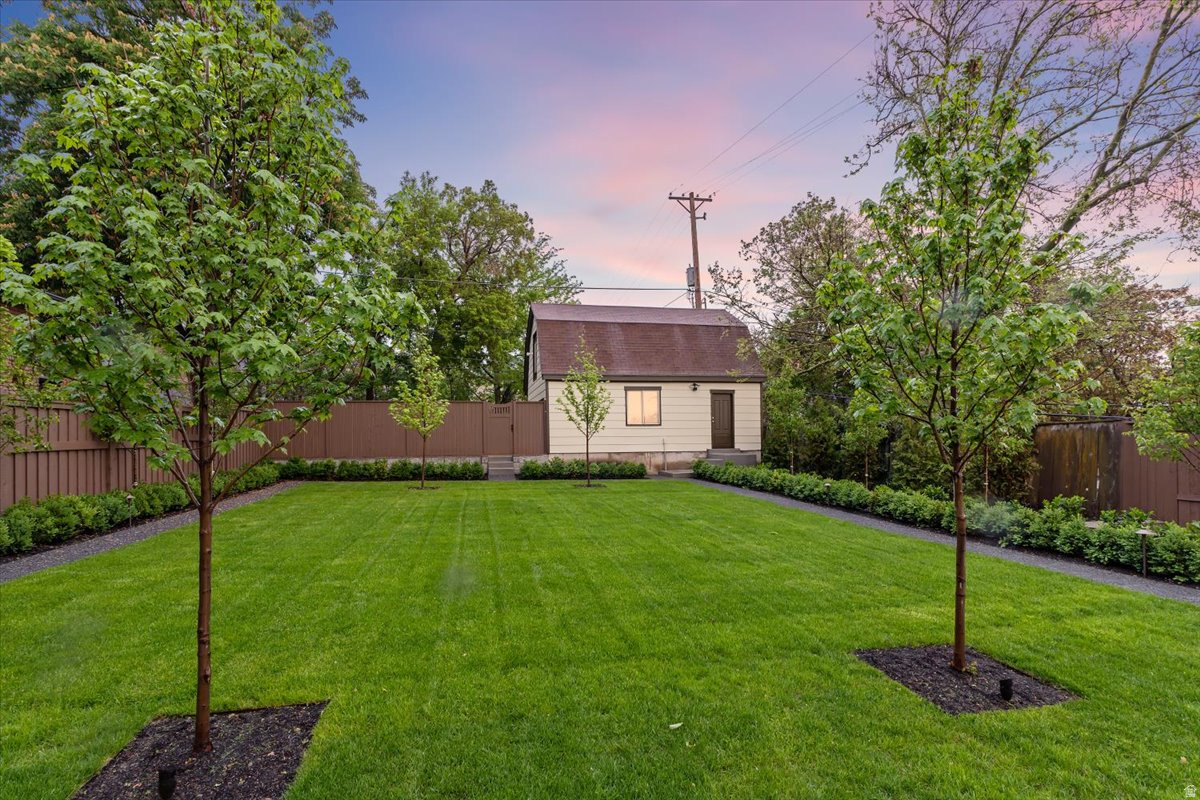 main property photo 50