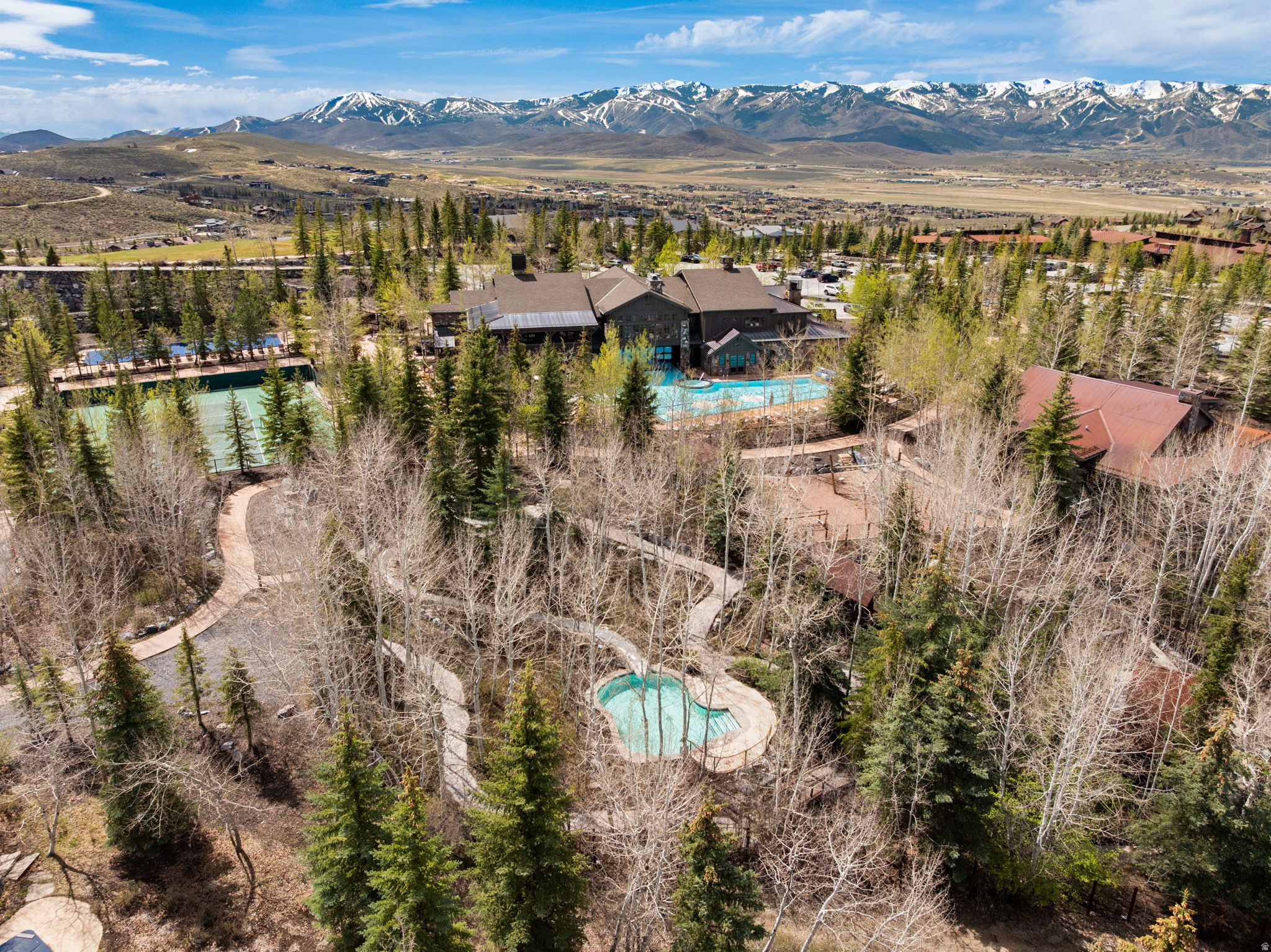 main property photo 26