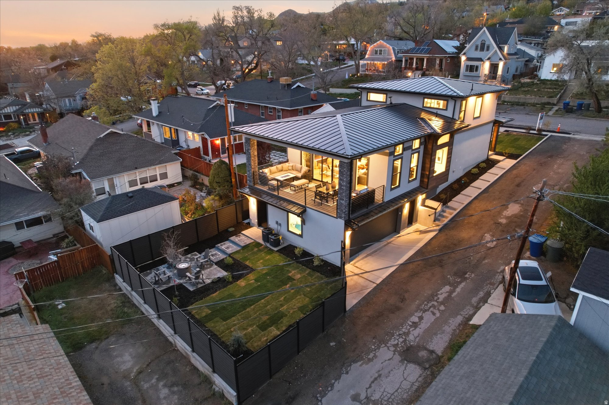 main property photo 39