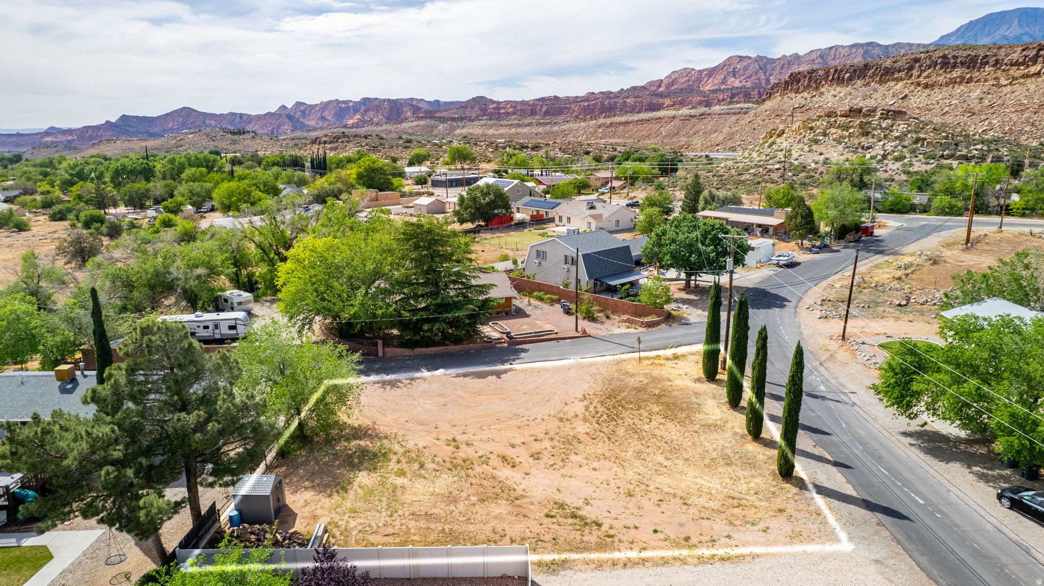 main property photo 6