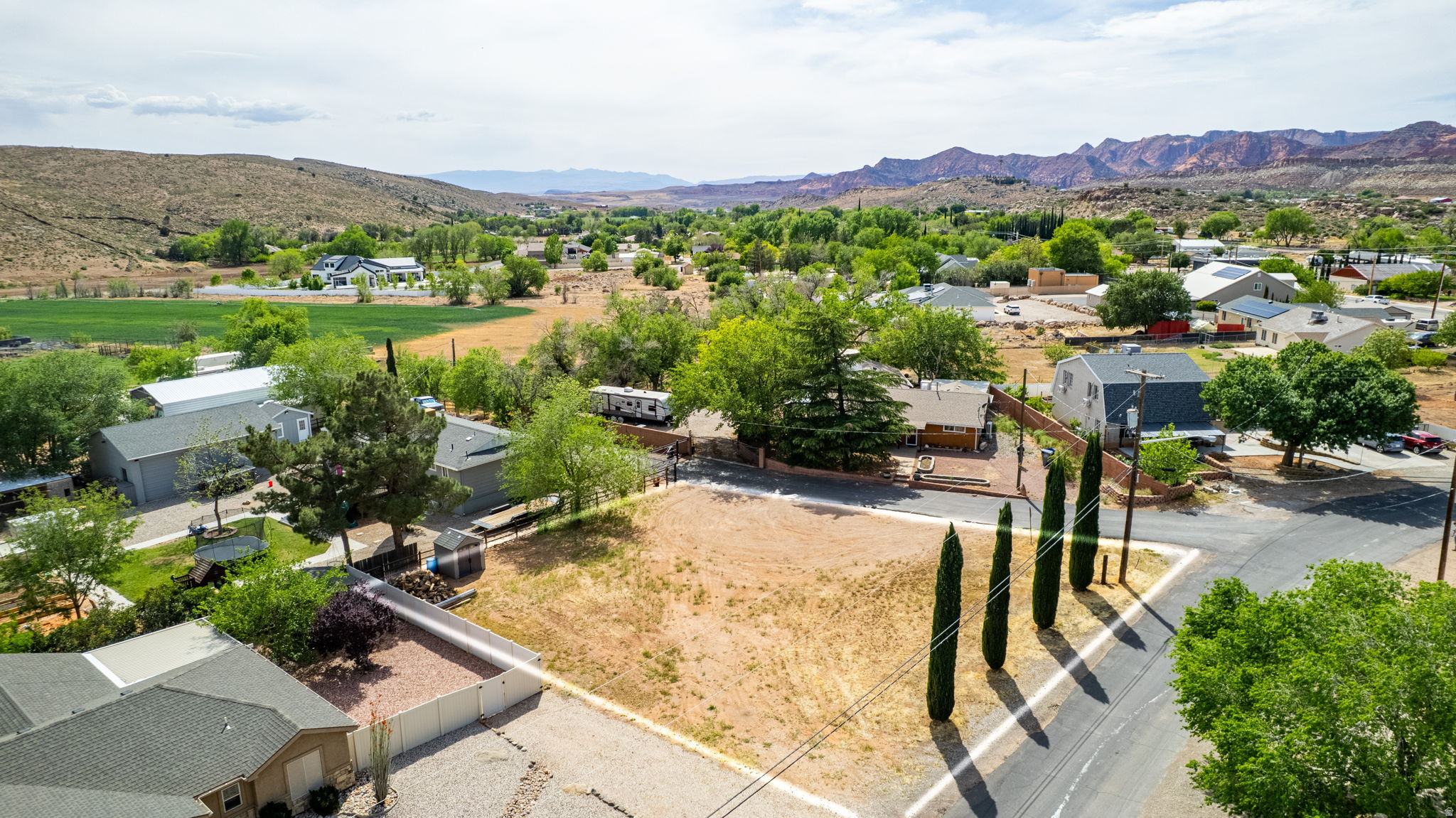 main property photo 7
