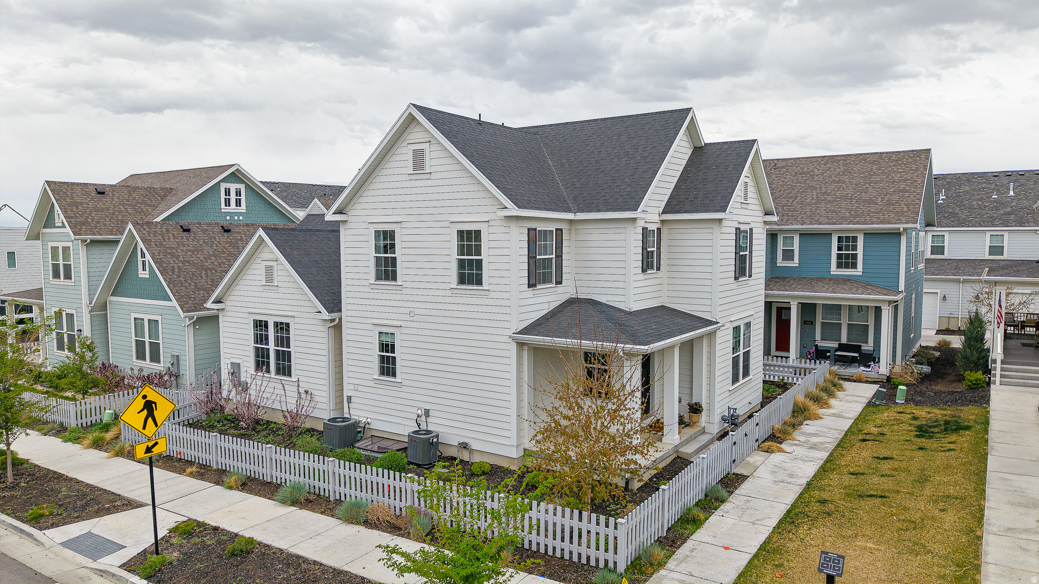 main property photo 30