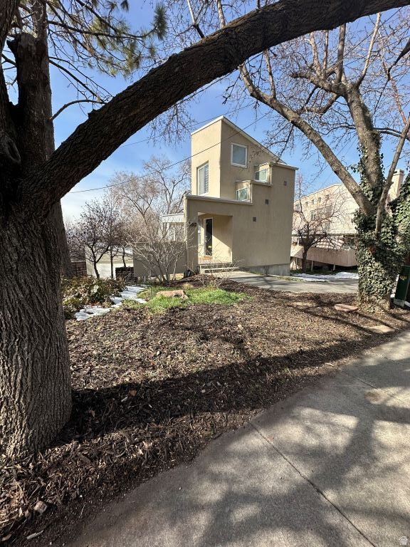 main property photo 61
