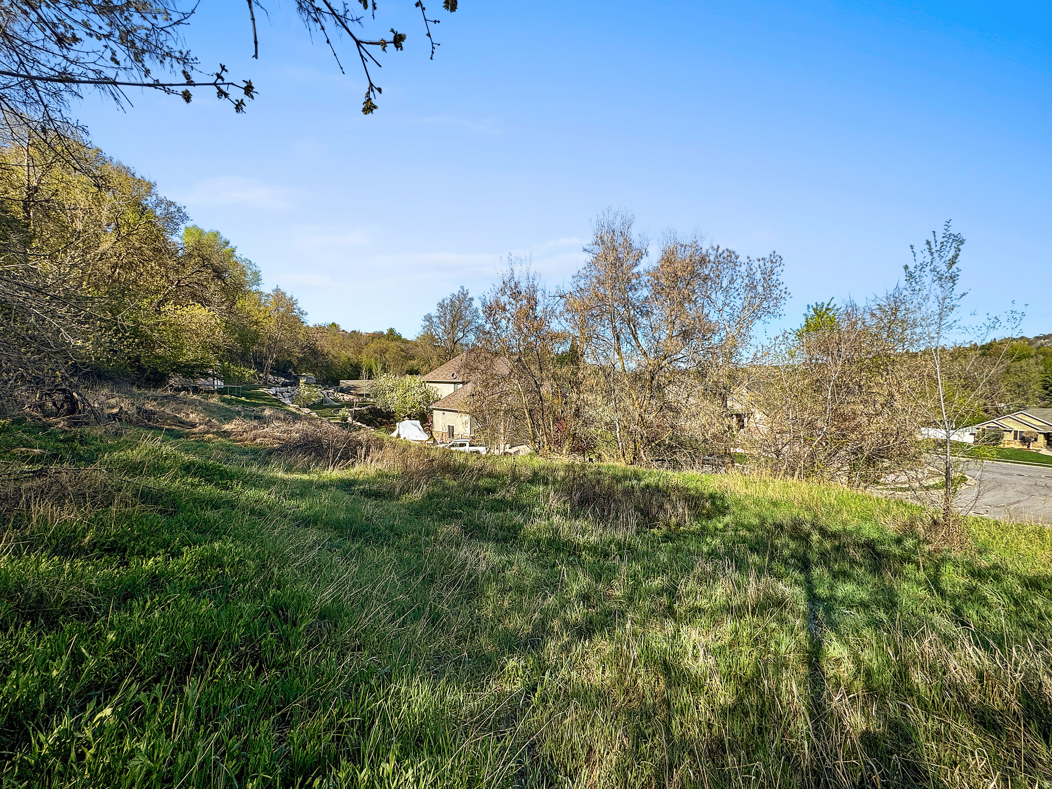 main property photo 7