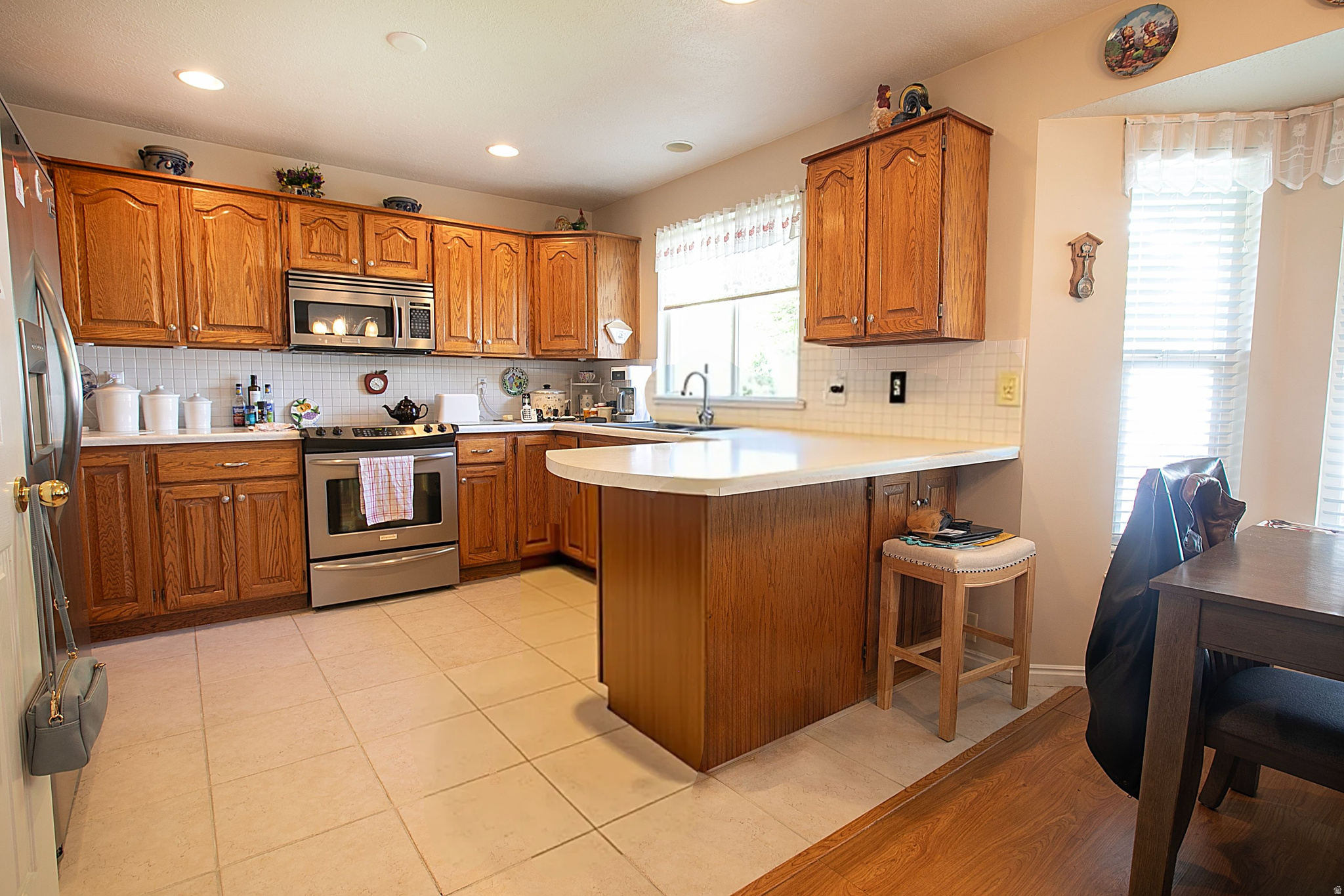 main property photo 8