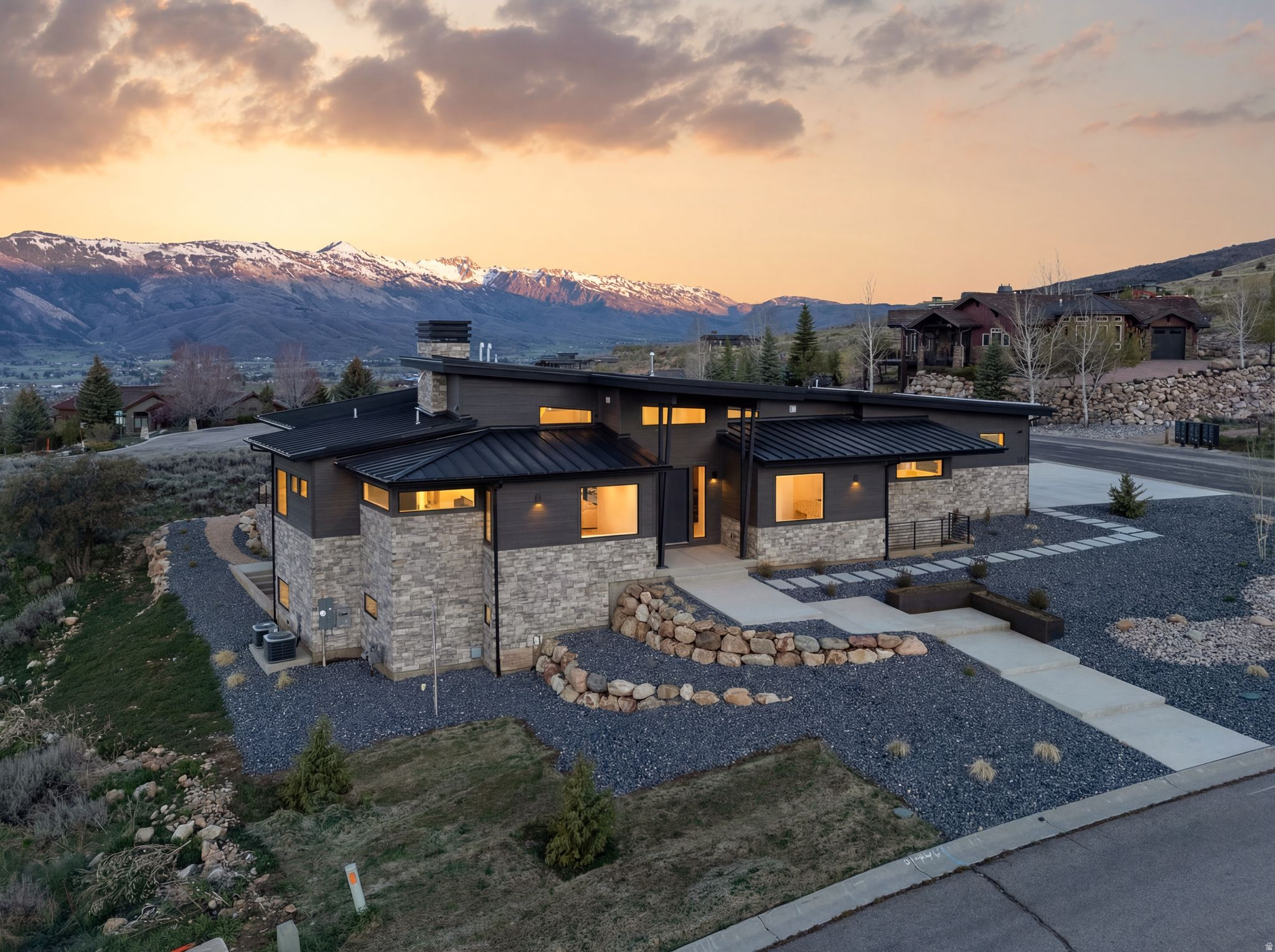 main property photo 70