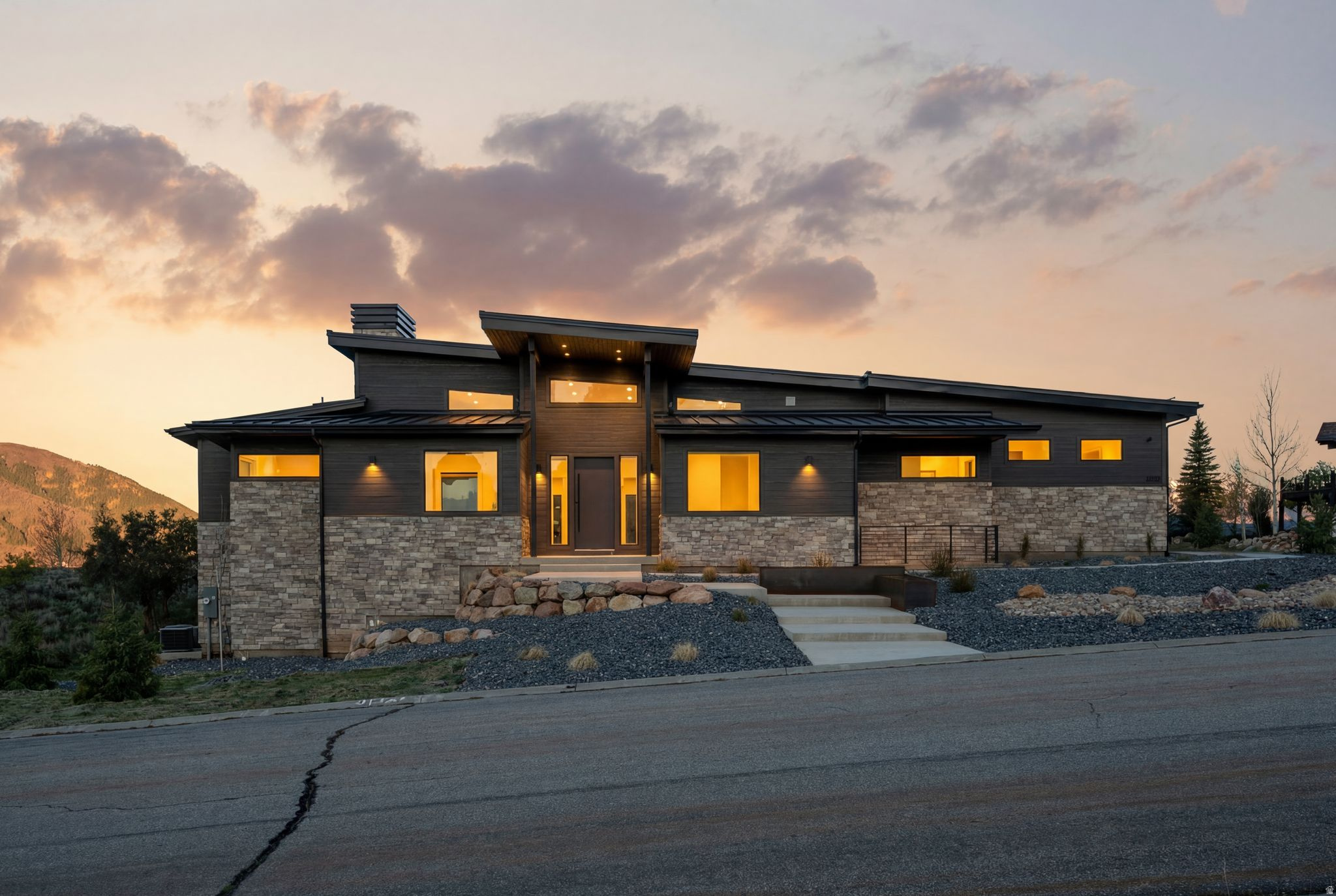 main property photo 78